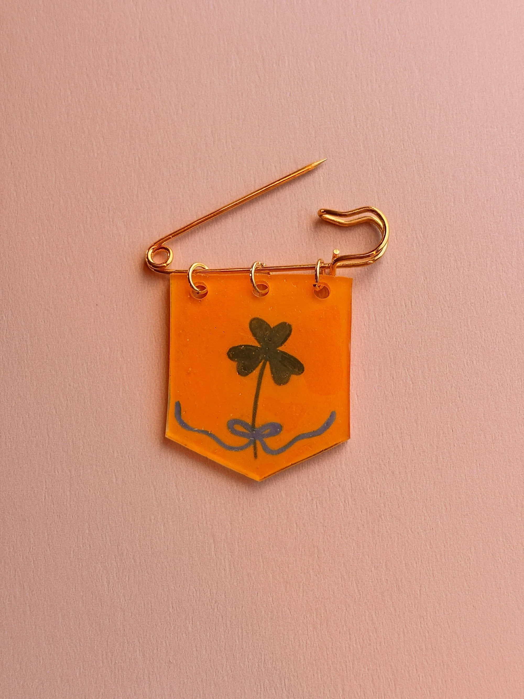 Clover Pin