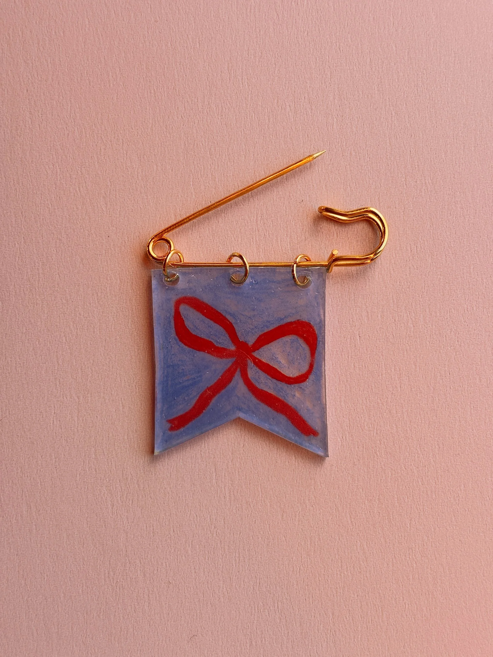 Red Bow Pin