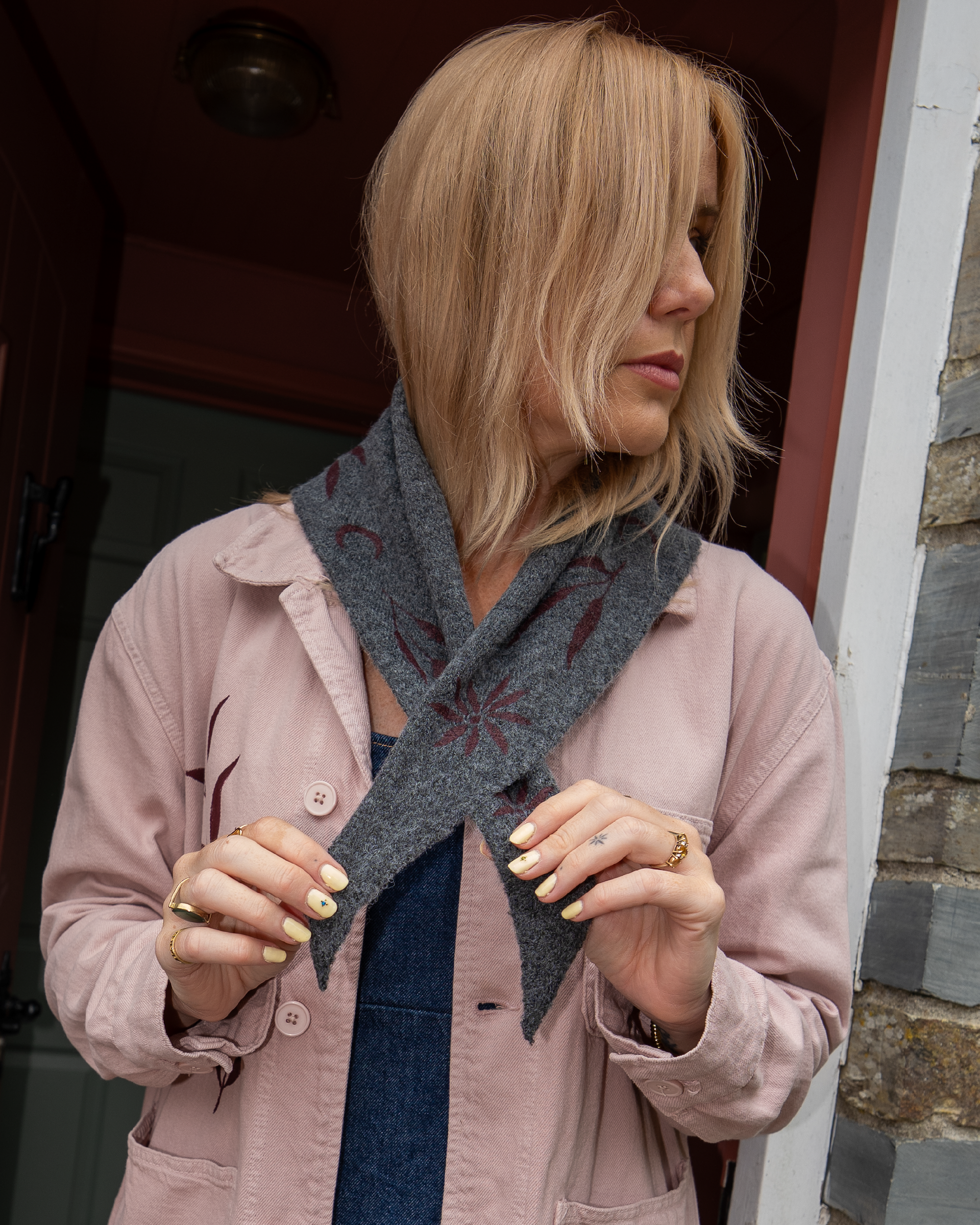 Scarves-05.png