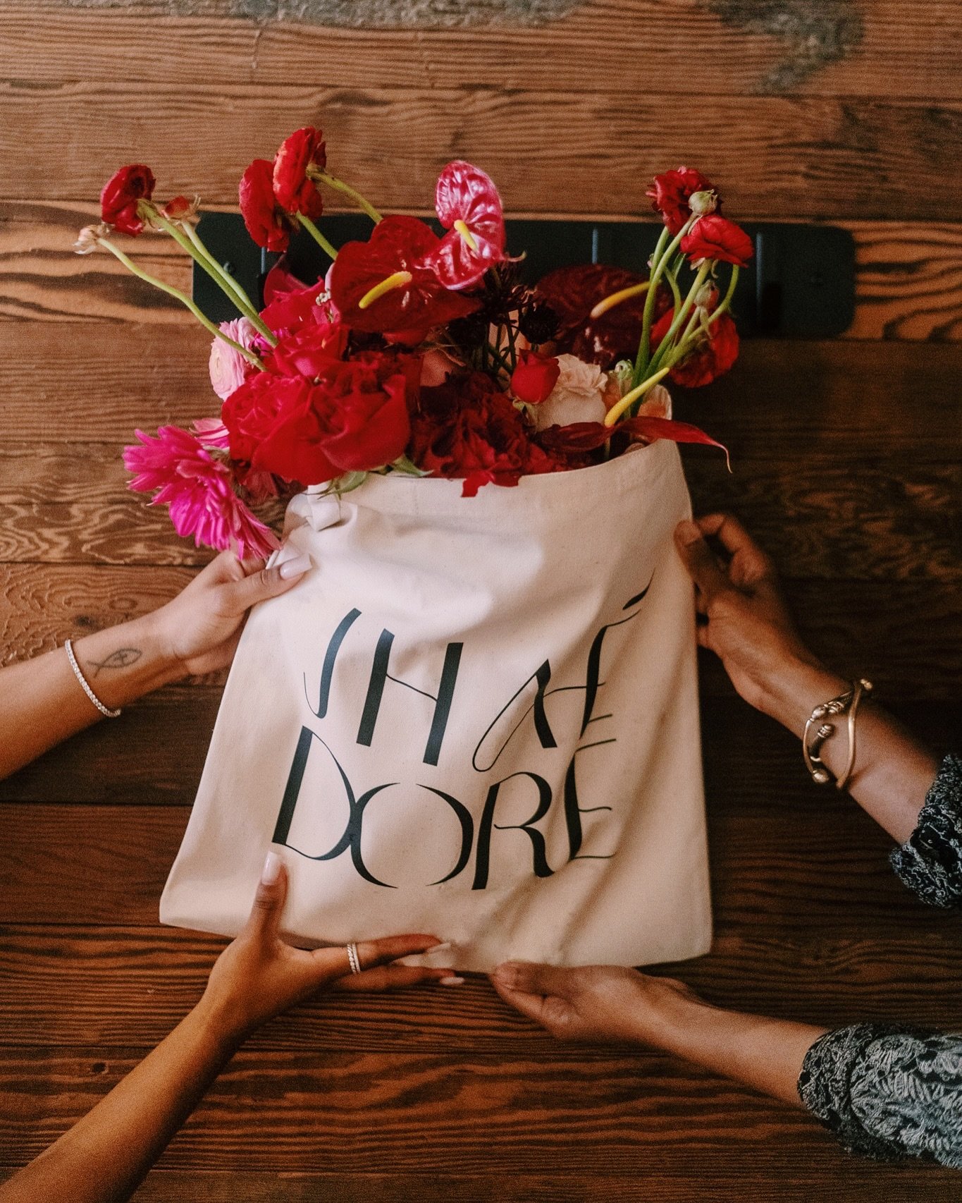 Introducing The Jha&eacute;dore Tote&mdash;where style meets artistry!
&bull;
Crafted from sturdy 12oz canvas, this tote is as durable as it is elegant. A statement of bold beauty, designed to carry creativity wherever you go. Shop now&mdash;Link in 