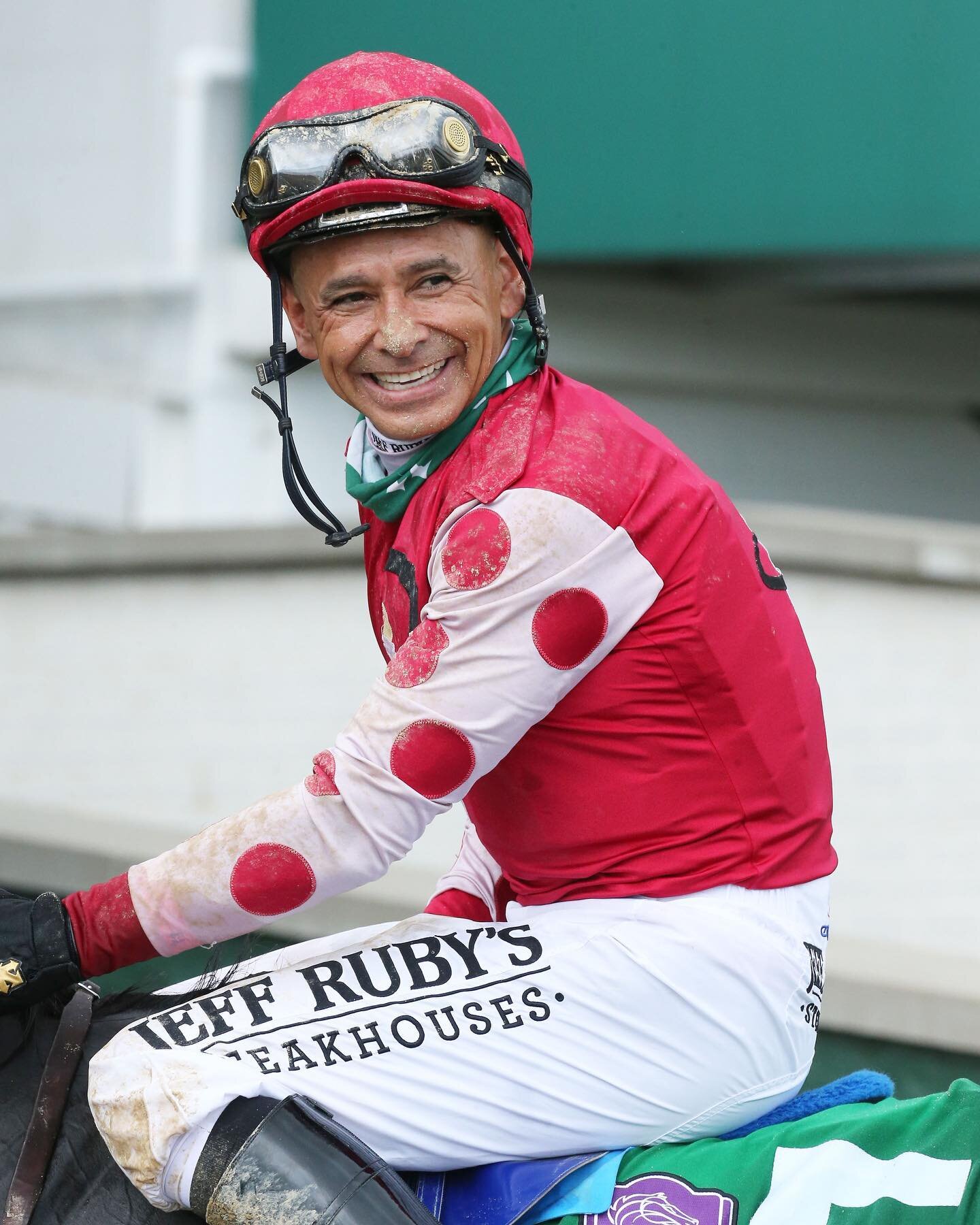 Happy Birthday to Midnight Bisou's BFF, Hall of Fame jockey @mikesmith8543! 🥳🏇

All of us here at Bloom Racing are wishing you the best day!