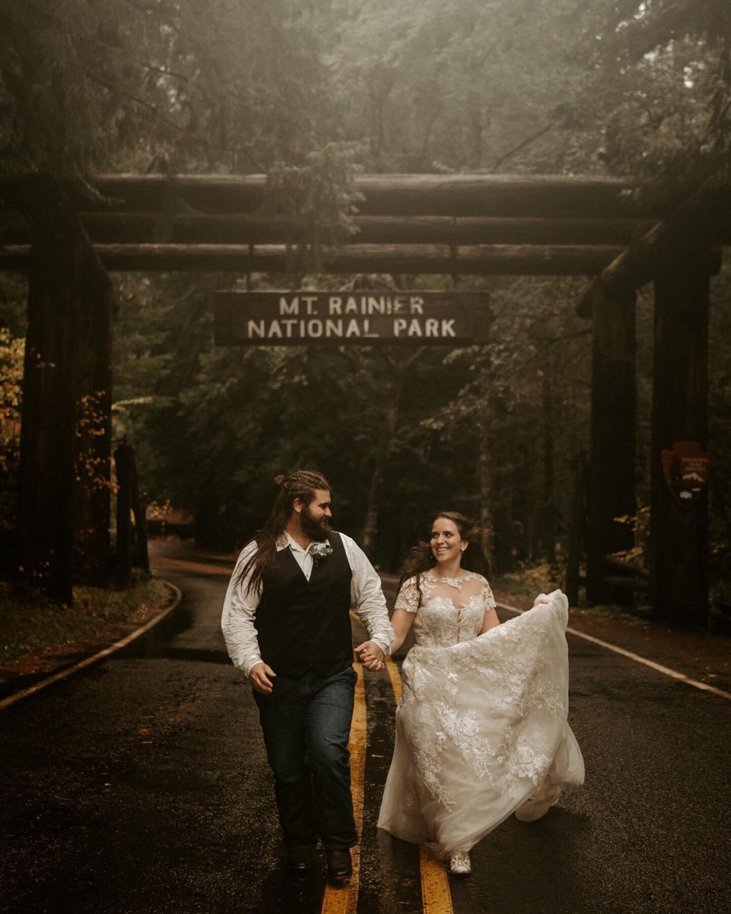 A + C&rsquo;s moody PNW elopement at Mt. RAINier

associate shot by: @rileyfromoregon 
edited by yours truly