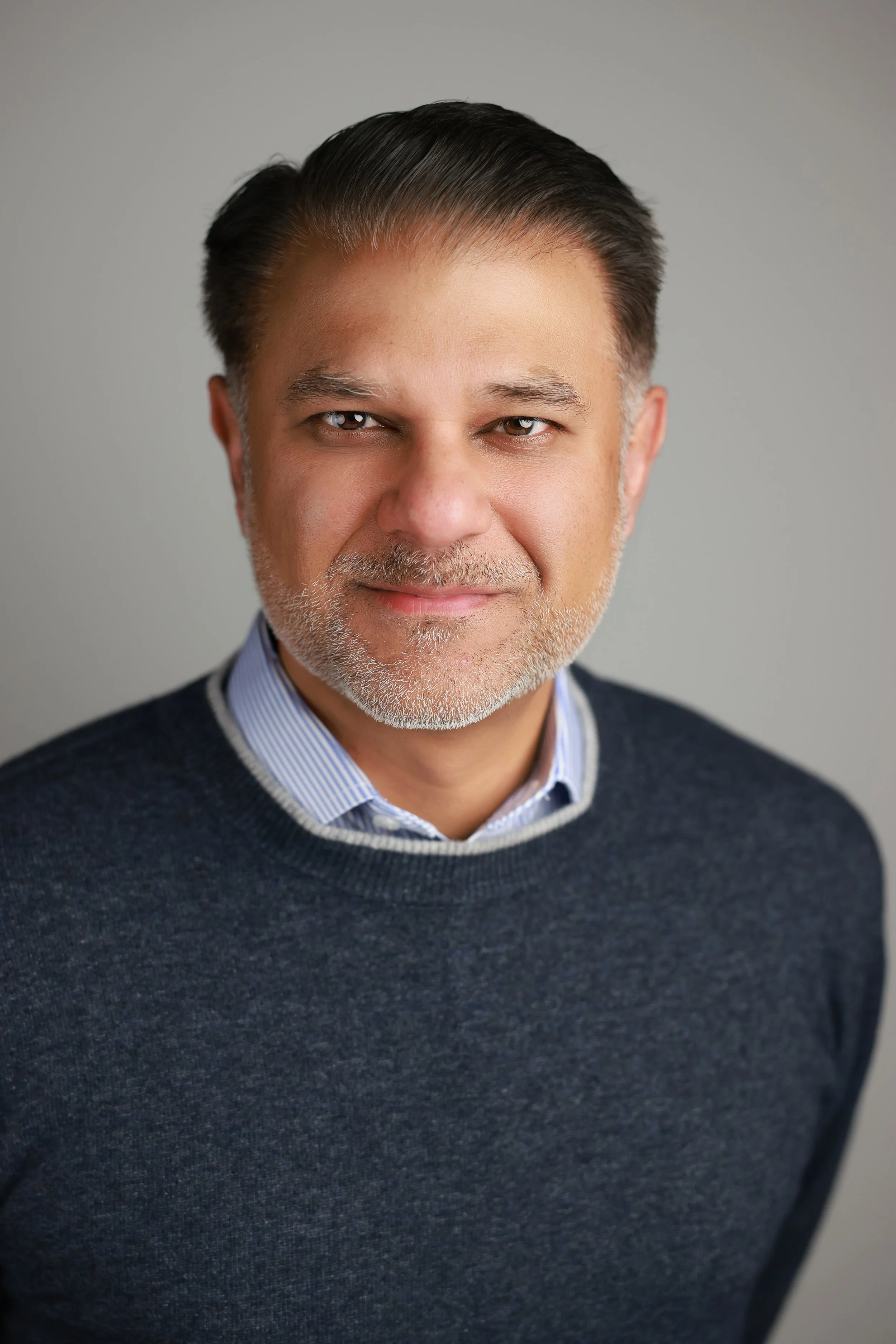 headshot2.JPG