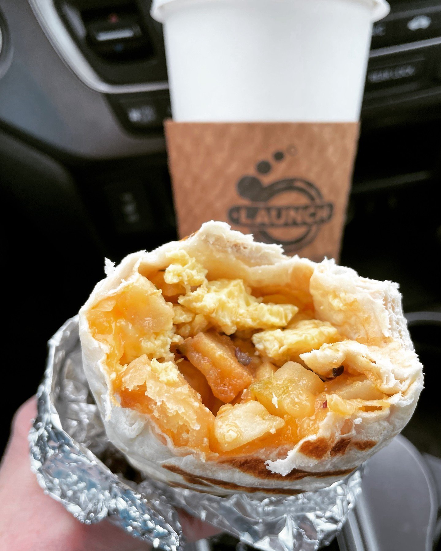 Need an easy start to your day in the Golden area? Launch Espresso Food Spirits - Cafe is a Coffee Shop built for quick stops and big plans, whether you&rsquo;re heading out from Lakewood or rolling through Morrison. Grab a hot Espresso and a solid B