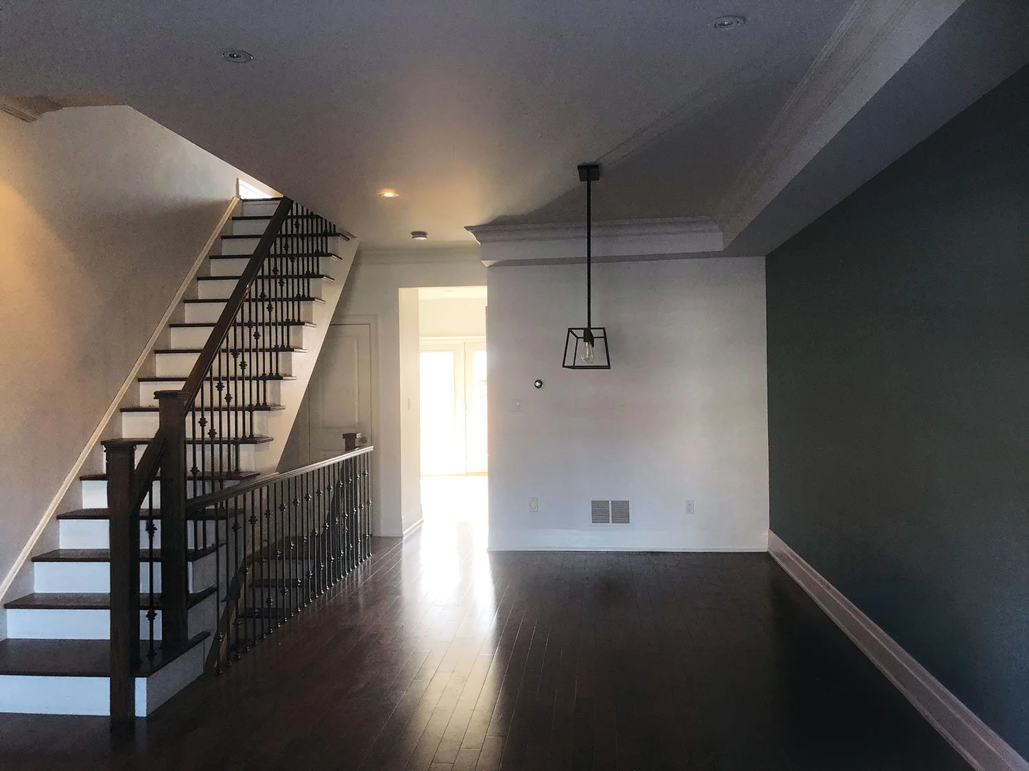 Main-floor_Before_01.jpg