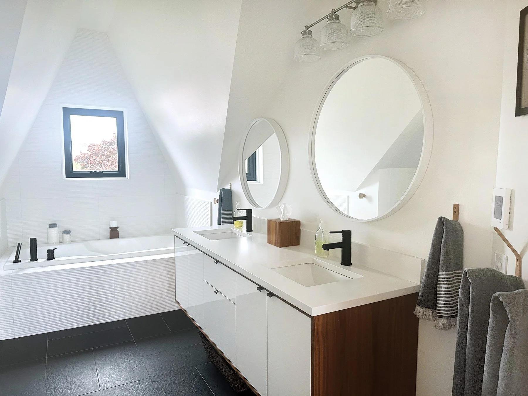 Ensuite-Washroom_After_02.jpg