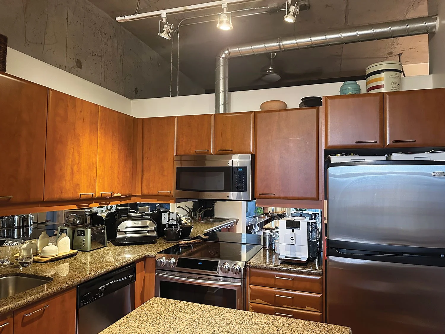 SW_Kitchen-Living-Room_Before_02.jpg