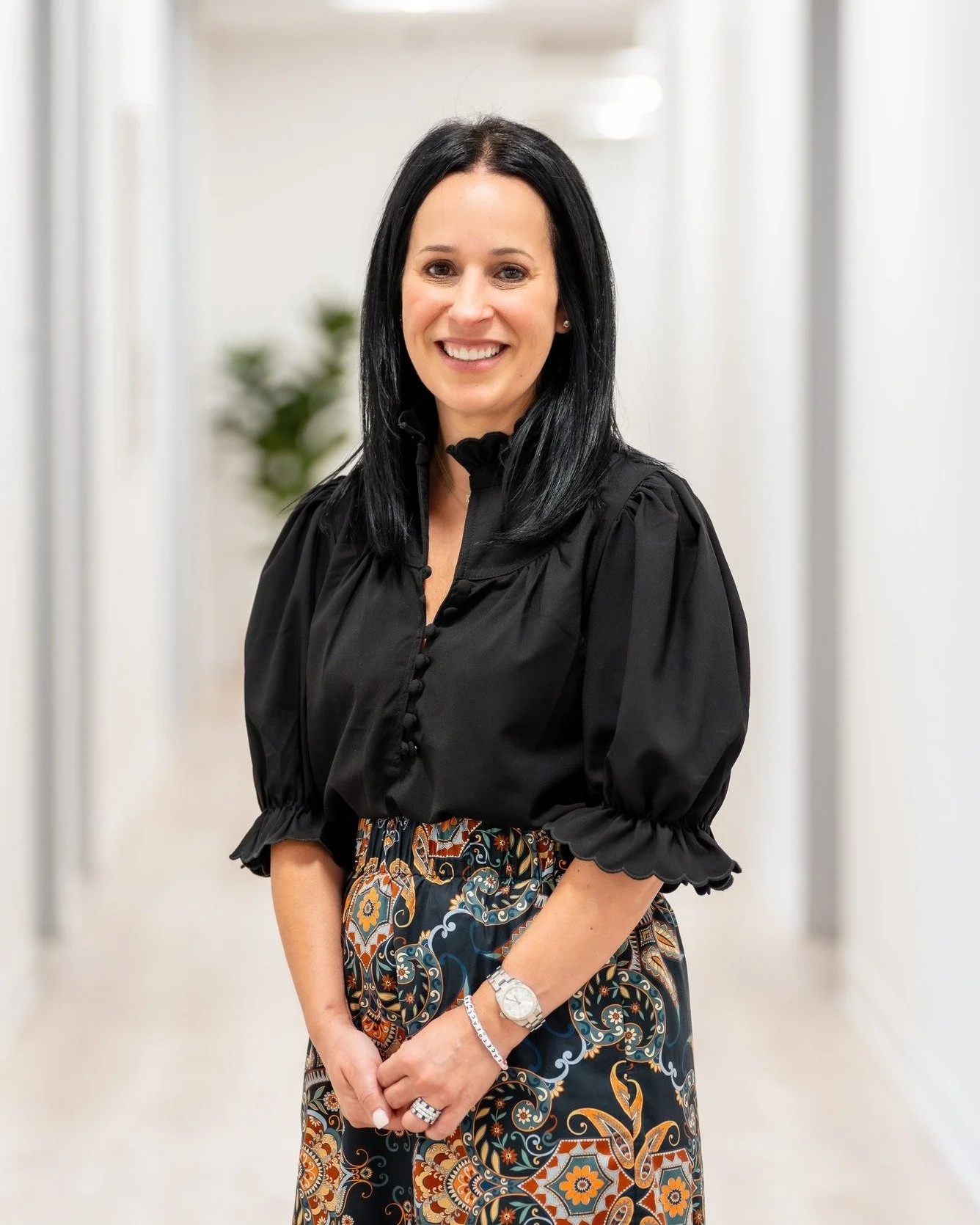 Nothing like finding that perfect hallway for a quick portrait sesh during an event 🔥