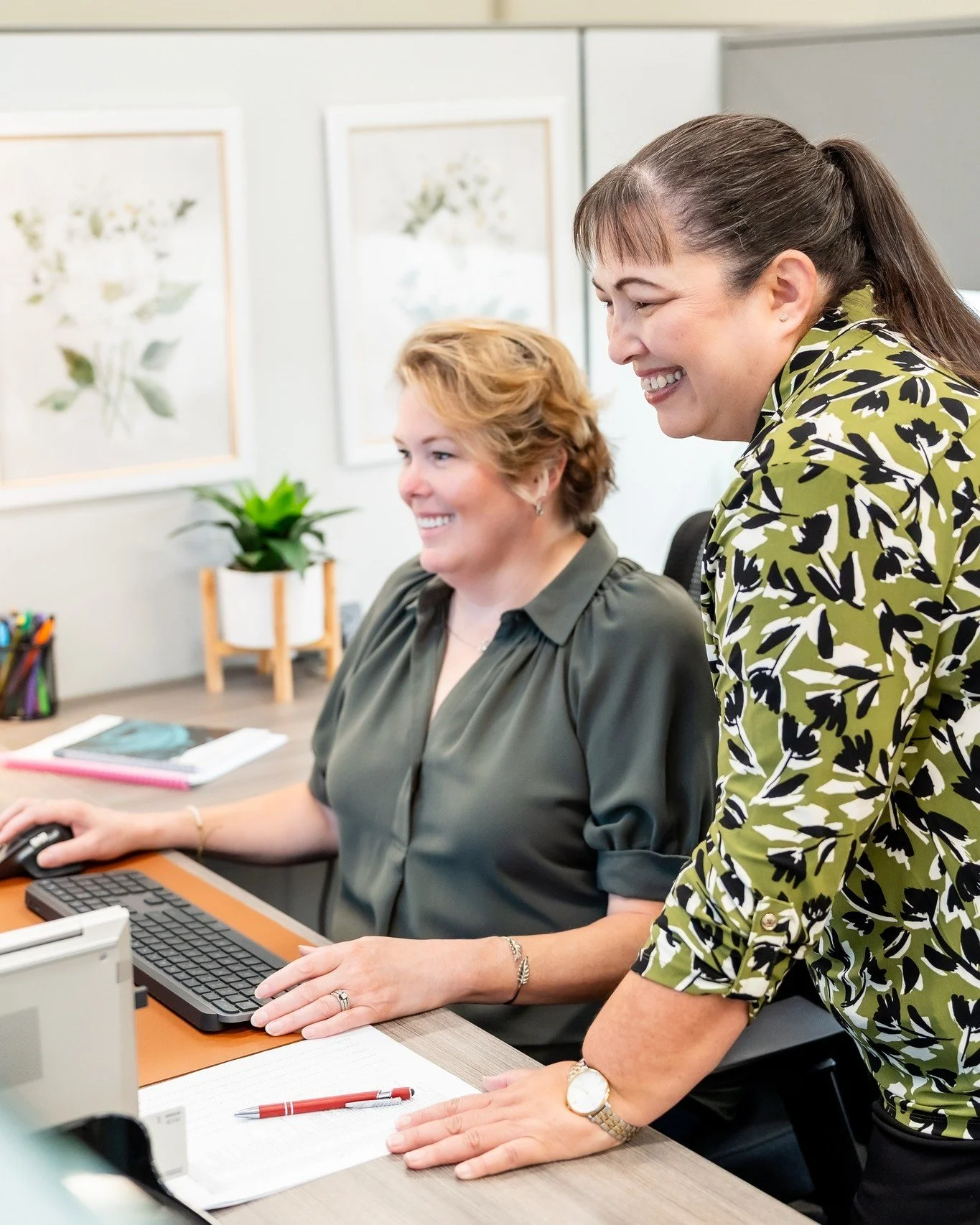 We had an absolute blast capturing photo and video for @monika_normand_creative on this shoot, with @photoswithamani on the assist! We are pretty proud of the wide variety of shots we were able to gather to showcase this incredible woman in business 