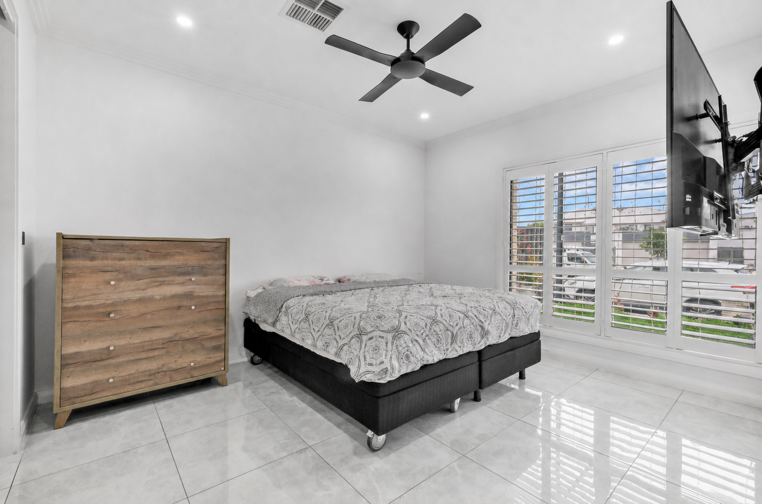 bedroom.jpg