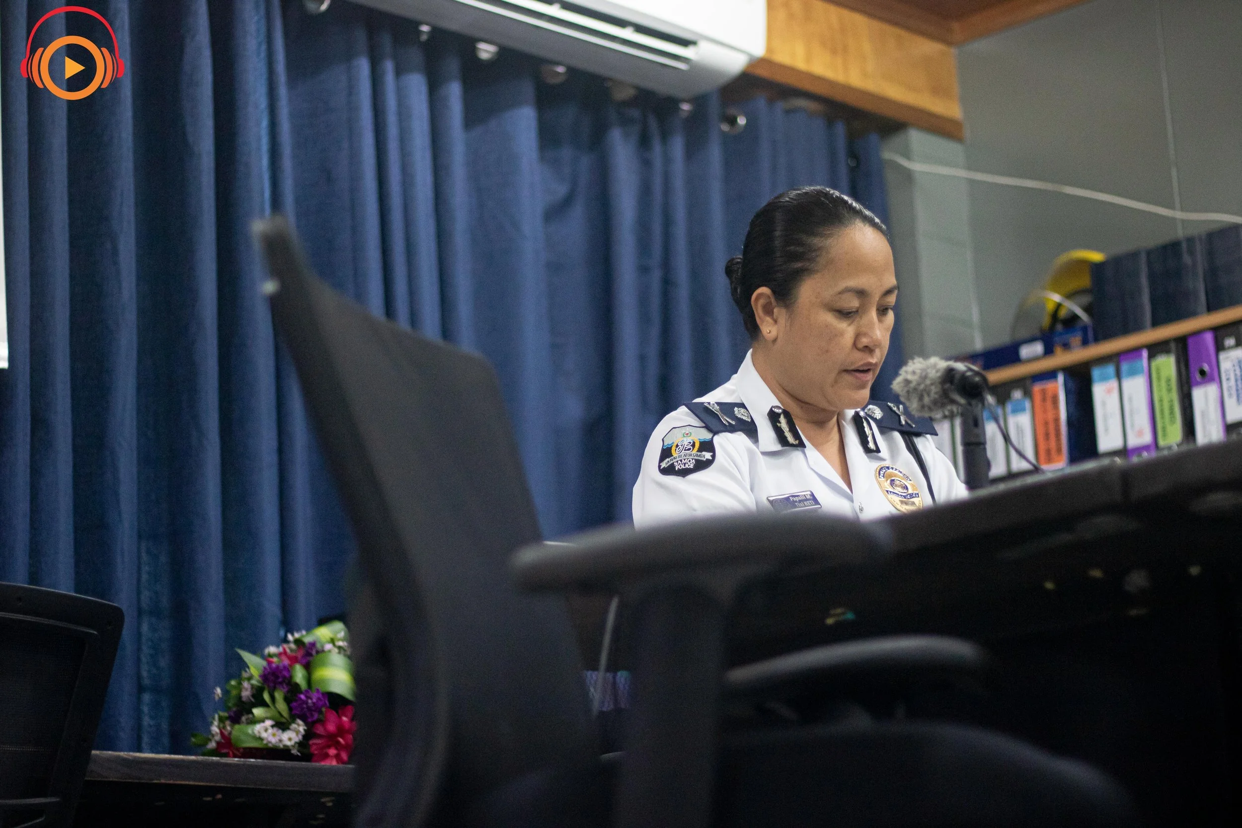 Molia Se Tina I Le Gaoi A'o Faigaluega Ai I Le Faletupe O Le ANZ