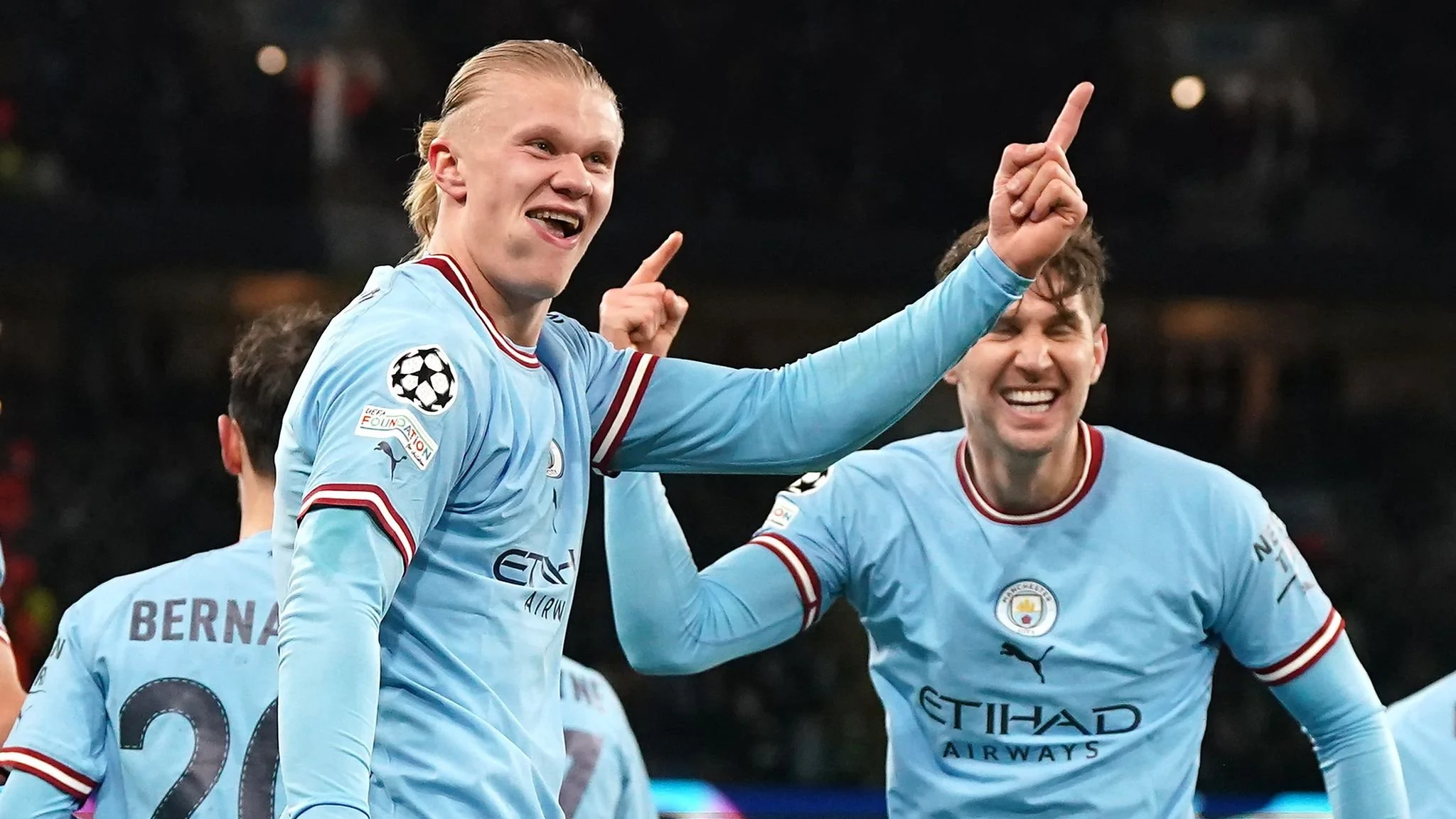 MANUMALO MANCHESTER CITY I LE UEFA CHAMPIONS LEAGUE