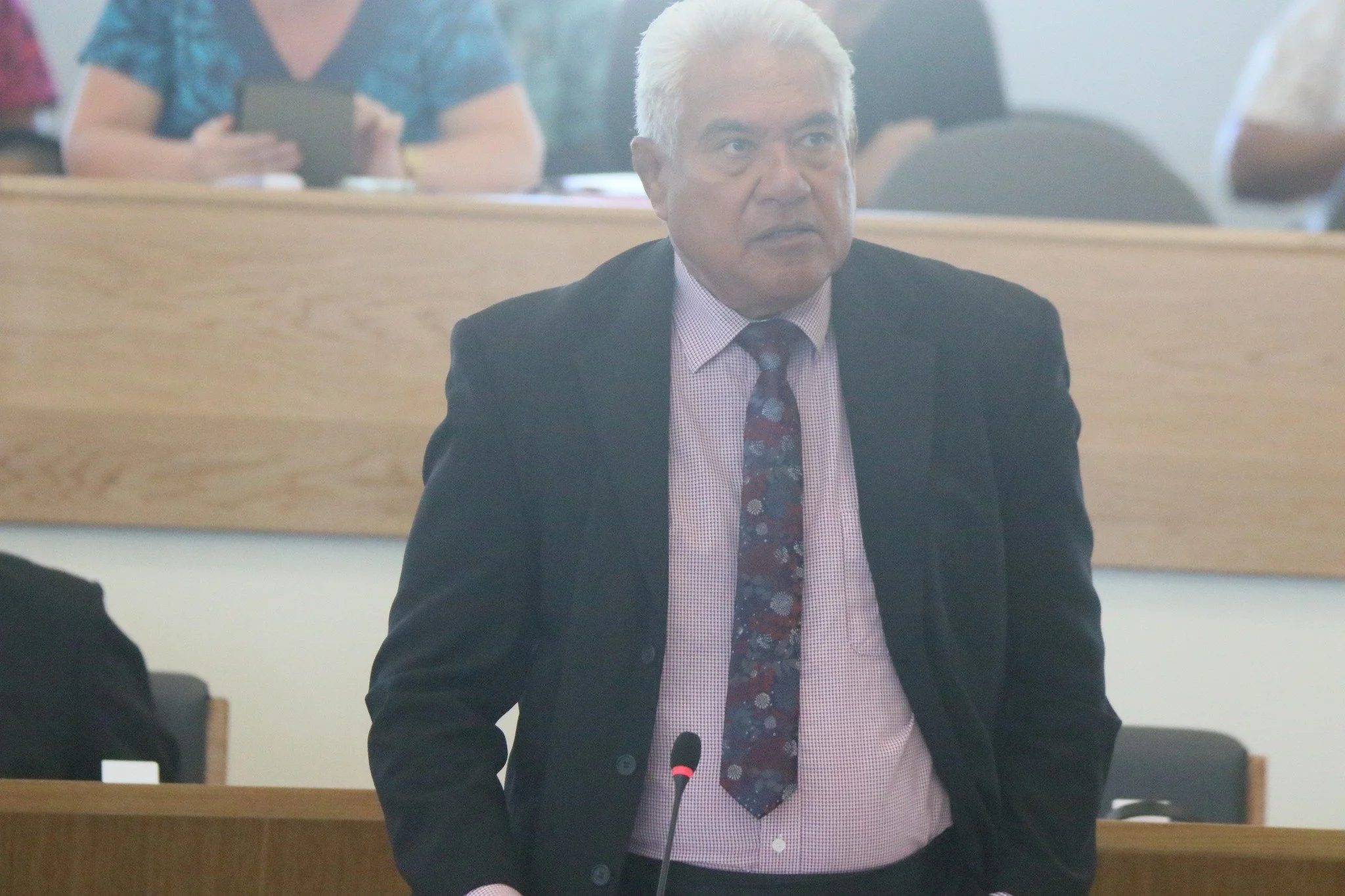 FOLASIA I LUMA O LE PALEMENE LE TOE FA'AFO'I O LE RESITALAINA O TA'AVALE AFI MA LAISENE AVETA'AVALE I LE PULEGA O FELAUIA'IGA I LE LAUELEELE (L.T.A)