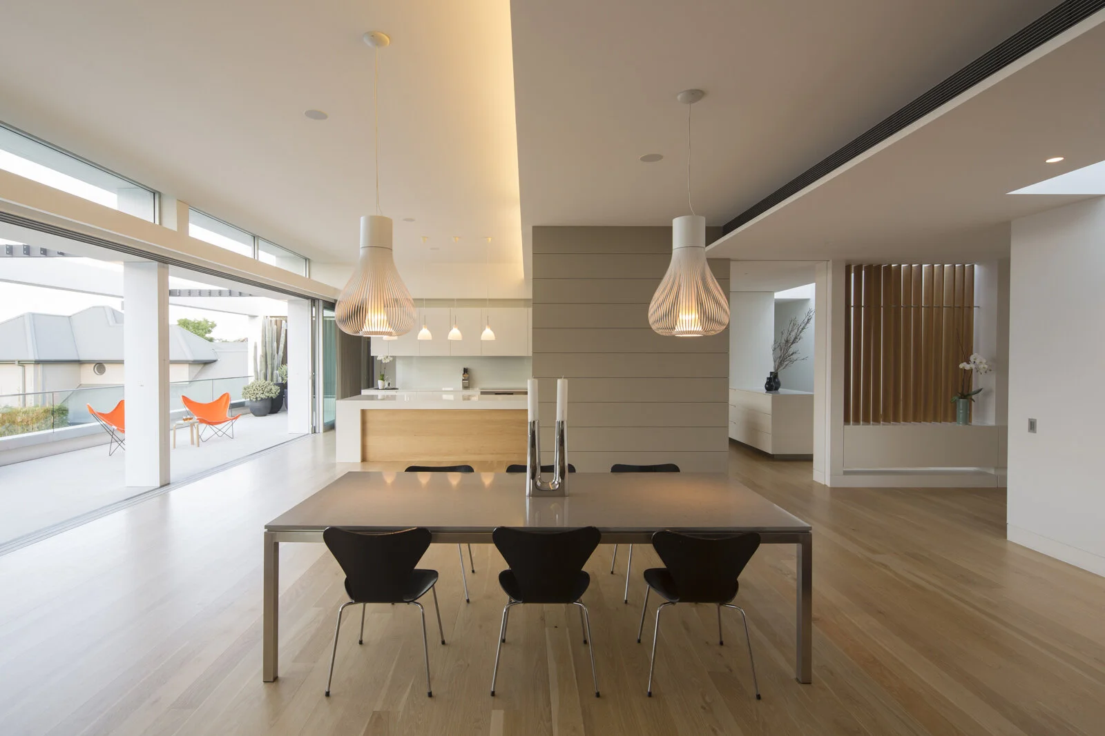 08 Living on Arrival_008911.jpg