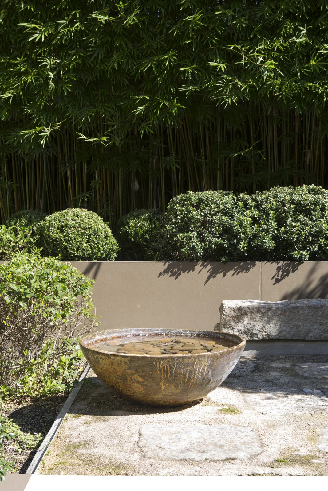 07 Front Entry Courtyard Detail_008010.jpg