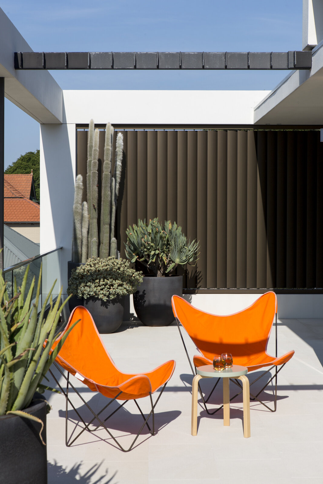 22 Living Level Terrace_008385.jpg