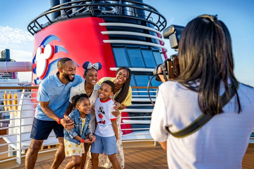 🚢 Set sail on a Disney Cruise&mdash;where magic meets the open sea! ⁣
⁣
Imagine this: world-class entertainment, Disney characters around every corner, and tropical destinations that look straight out of a postcard. Whether it&rsquo;s relaxing on th