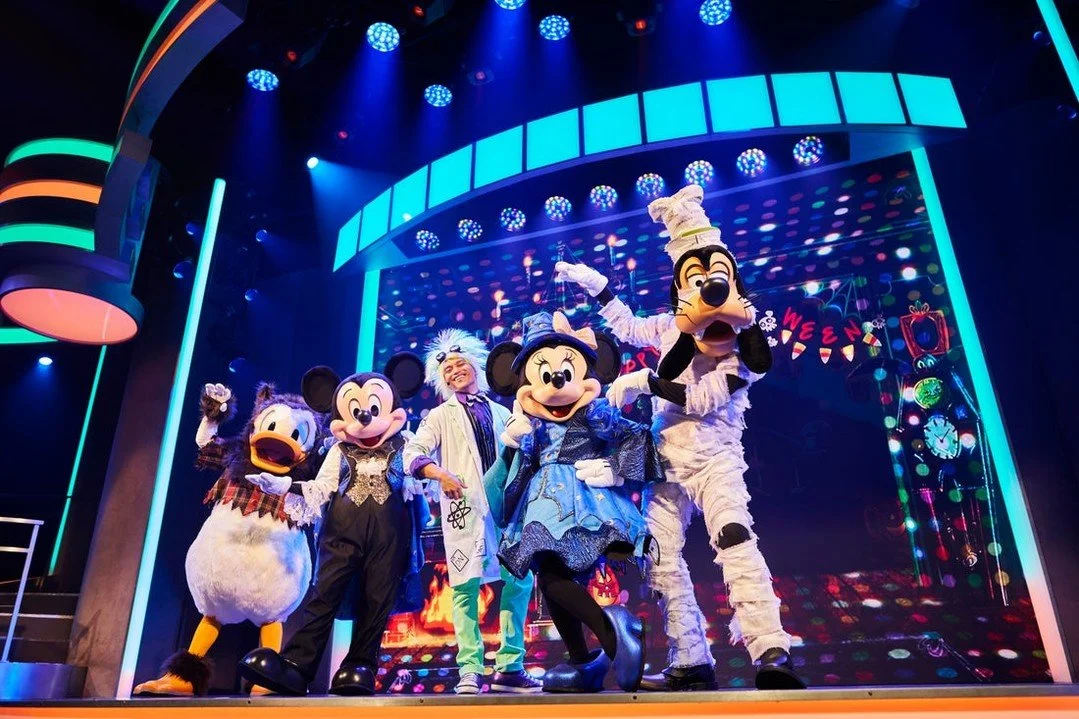 Halloween season at Disneyland brings some of the most fun and festive experiences of the year.⁣
⁣
One of the fun Halloween Time experiences at Disney California Adventure is Mickey&rsquo;s Trick and Treat, a festive stage show featuring Mickey, Minn