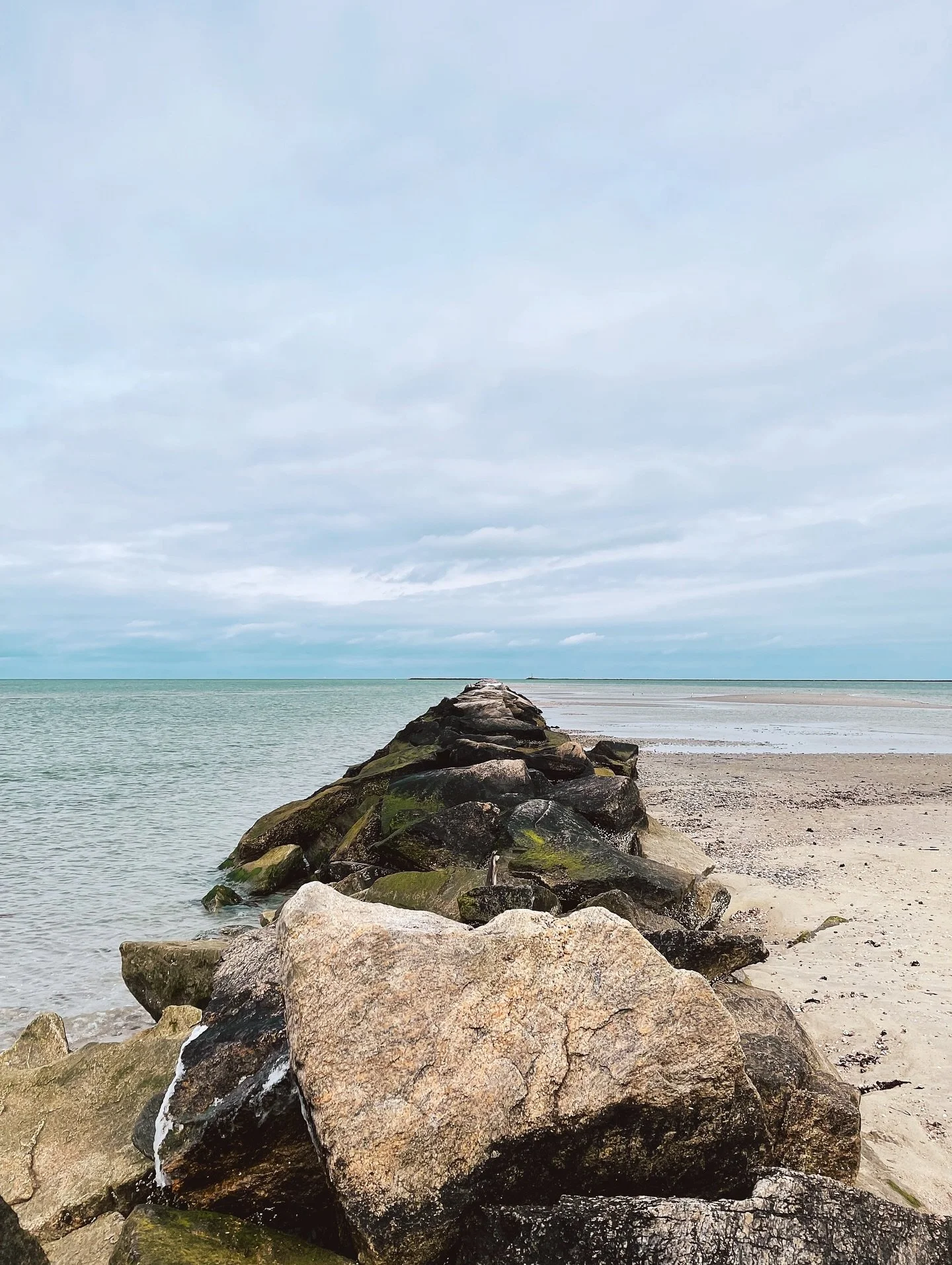 We&rsquo;ve been talking a lot lately about what it really takes to grow &mdash; as a creative, a founder, a human.

The biggest barriers that keep coming up?

&rarr; The fear of outgrowing an old version of yourself (or your business).
&rarr; Worryi