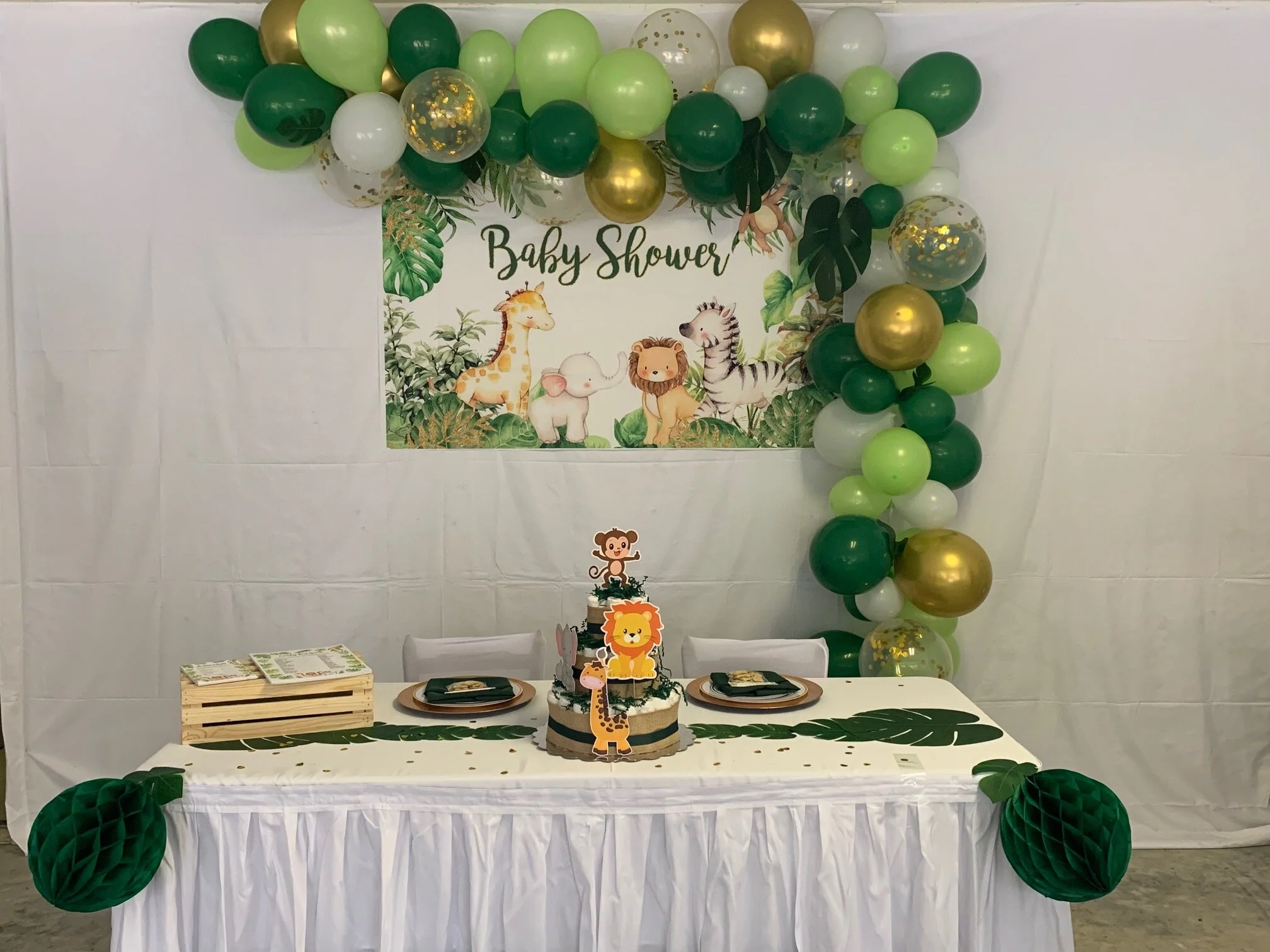 Head Tabel w-Ballon Arch.JPG