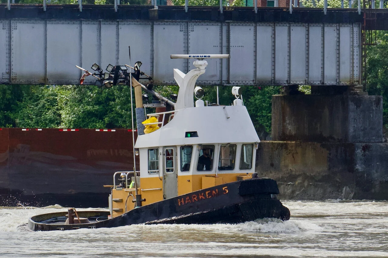 Harken Towing tugboat “HARKEN 5” in the Fraser River, New Westminster, B.C., June 8, 2021.Click image for lightbox.