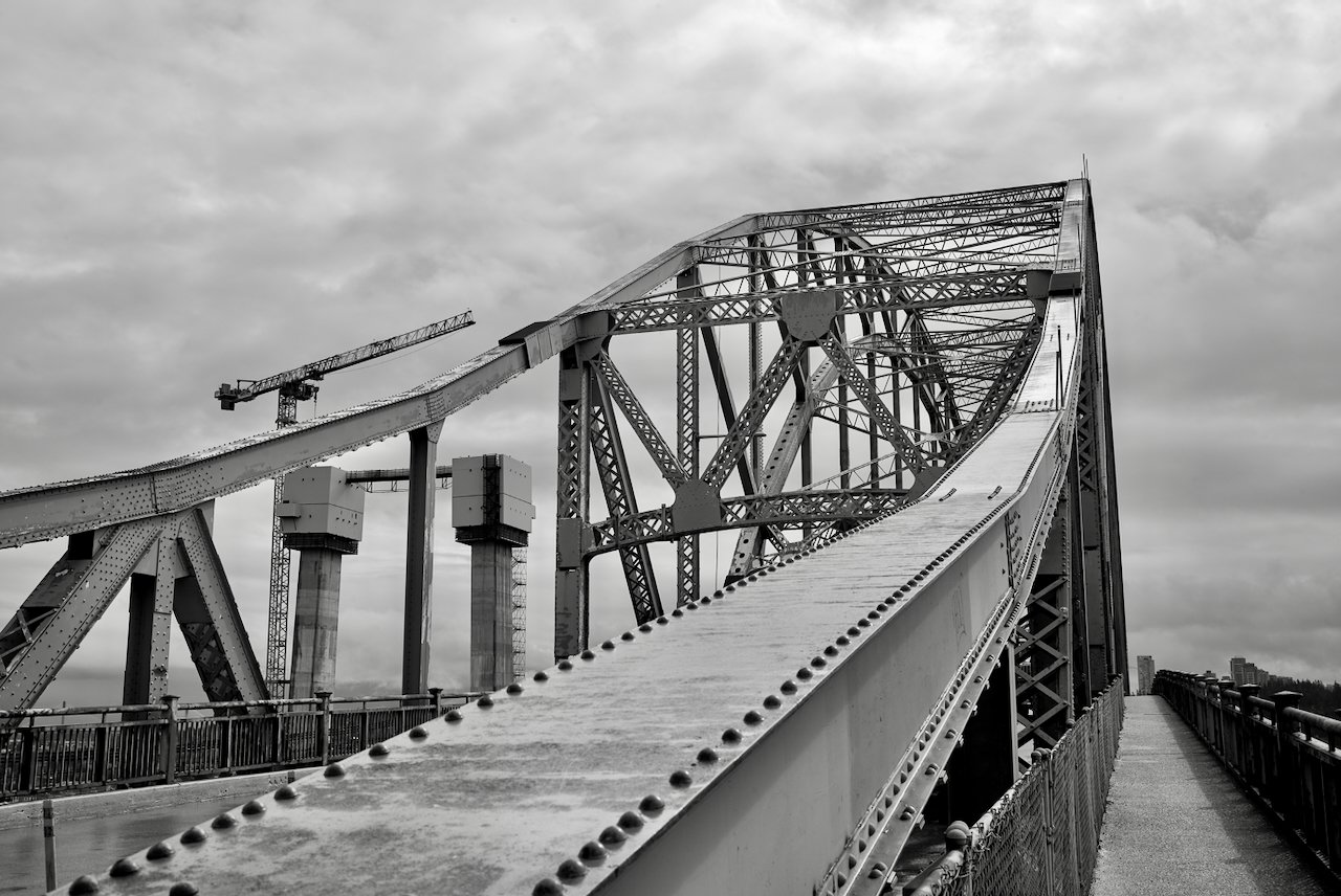 Pattullo Bridge Old Arch New Tower.jpeg