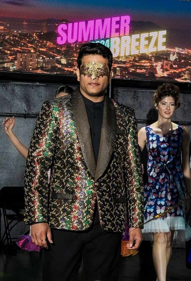 Dinner Jacket MAC -2.jpg