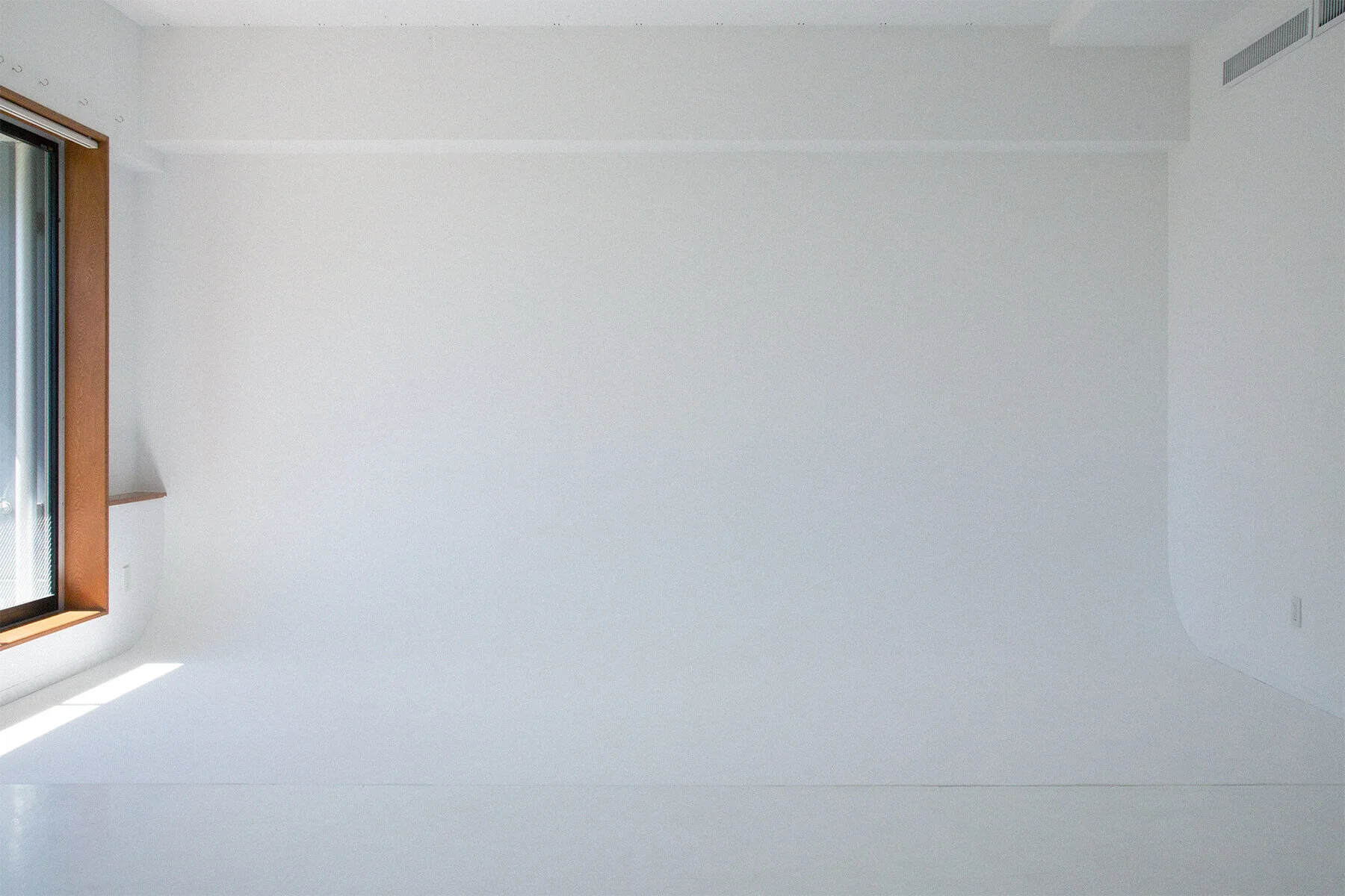 Studio A 自然光 白ホリ Studio Terranova 代々木上原の自然光レンタル撮影スタジオ 渋谷 新宿エリア