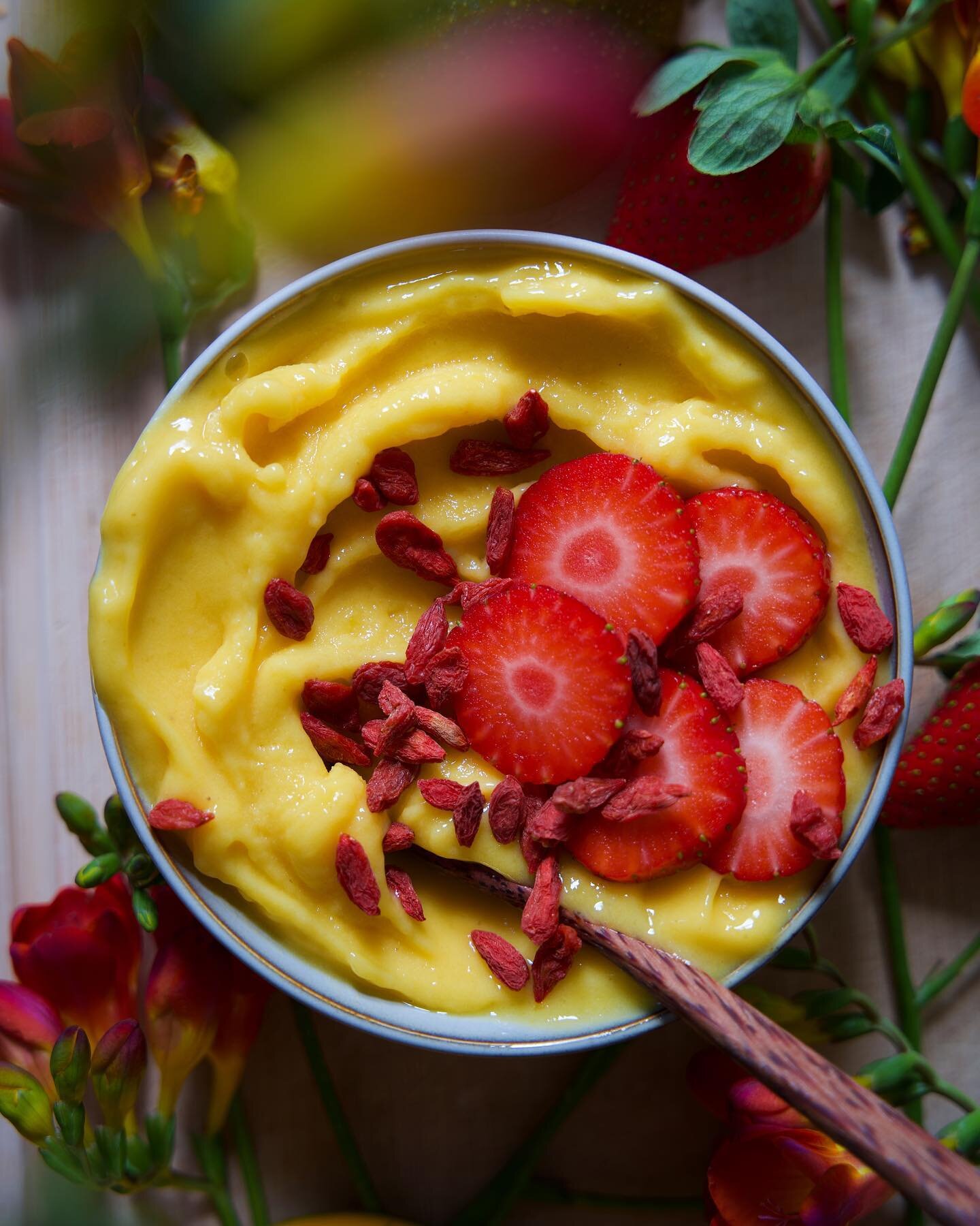 ...we promise, this is the final surprise (for the time being... 👀). Last but by no means least, our final and juiciest addition to the Grow Wild community - mango!

🦸 Mango's superpowers

🧡 Vitamin C content - 1 cup (165 g) of mango provides near