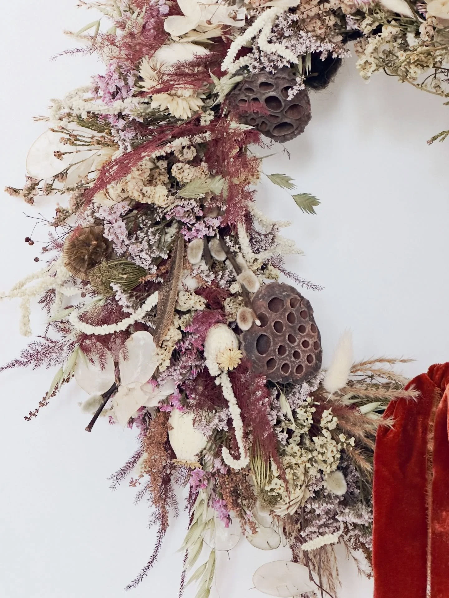 Competition time &ndash; win this beautiful winter wreath for your home!

With all this Christmas cheer already in full swing, I thought I&rsquo;d add to the festive feeling and give away one of my beautiful dried wreaths. You could gift it to yourse