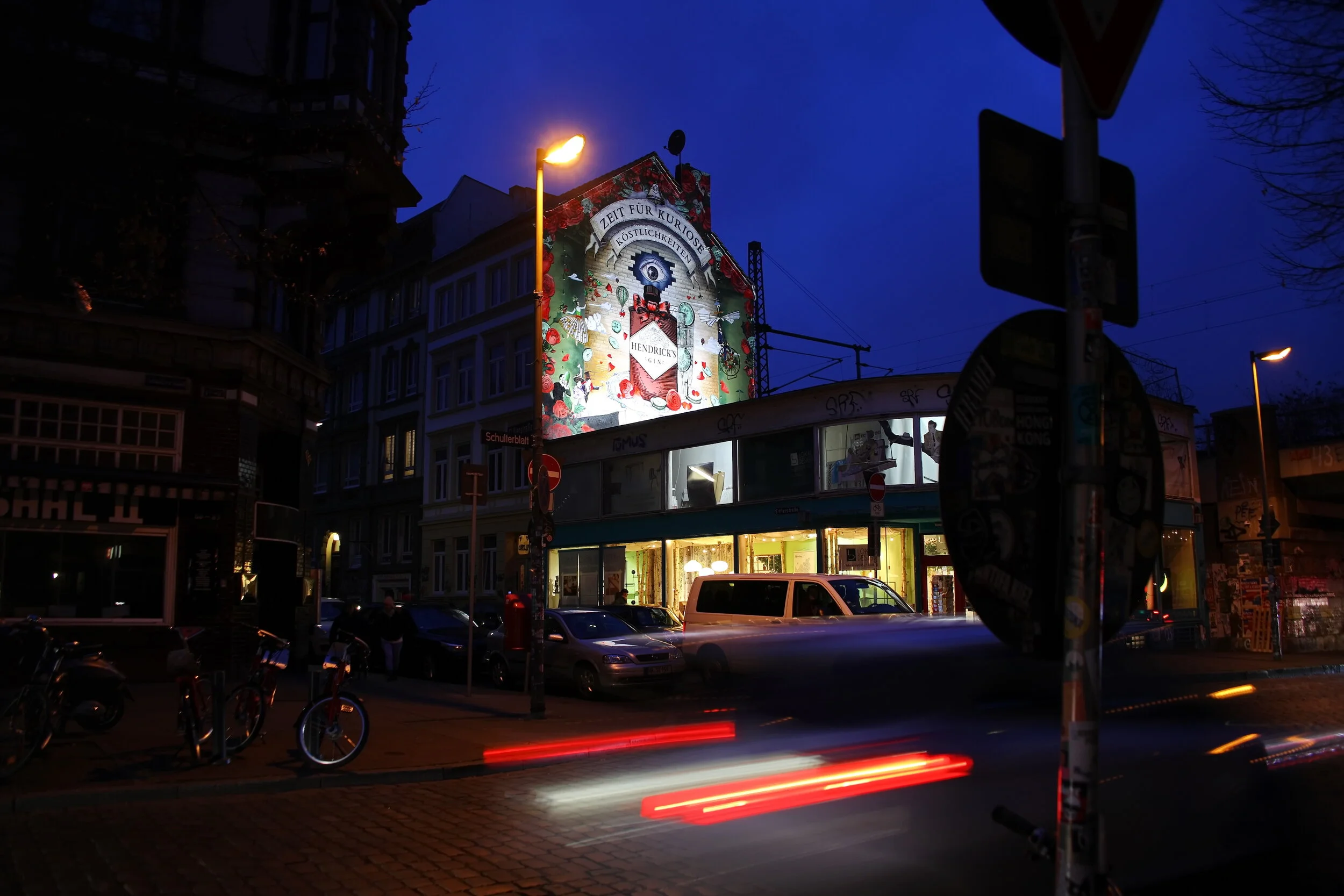 Hamburg_Schulterblatt_HendricksGin_Derzember2020_Nacht (4).JPG