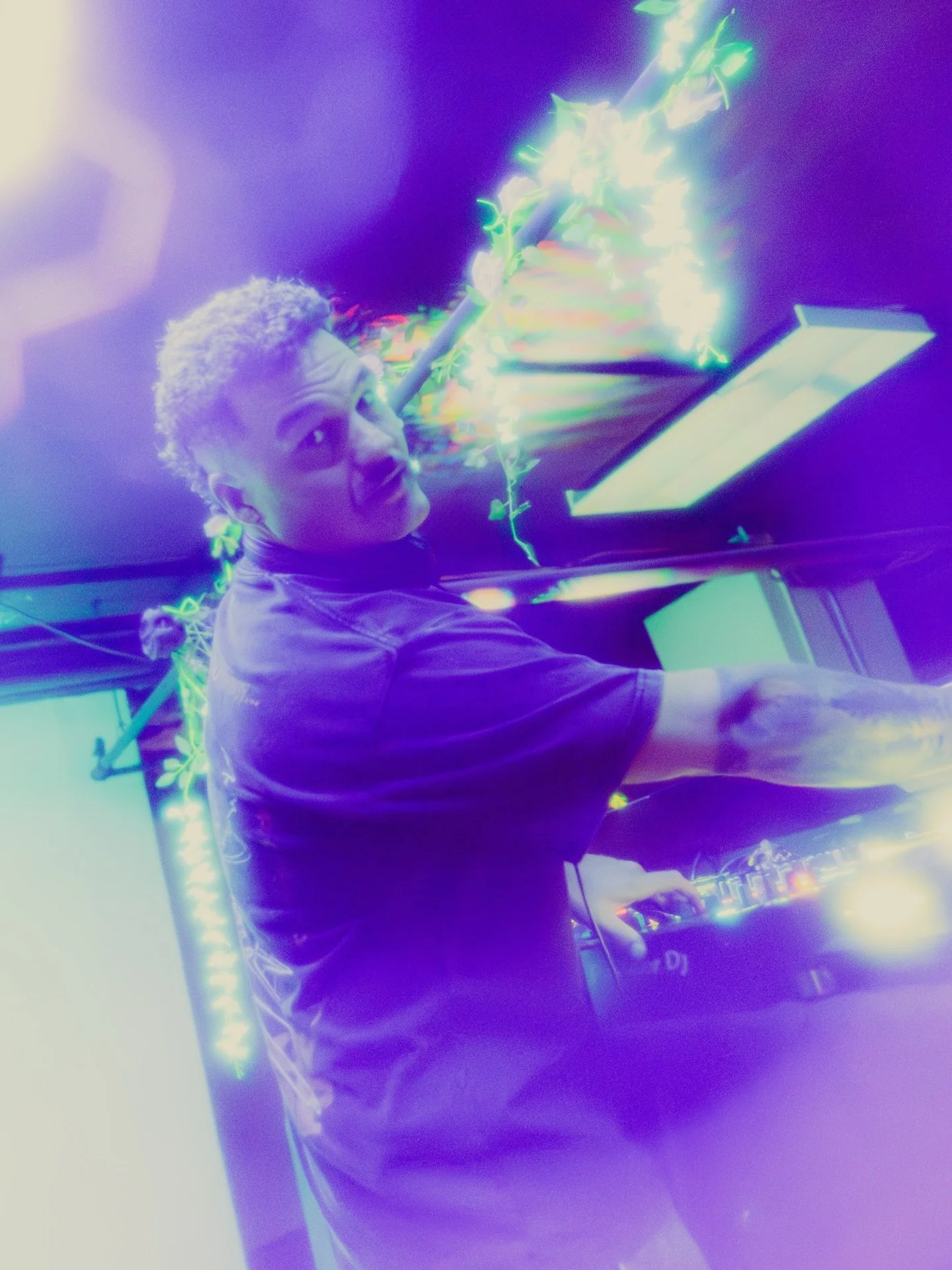 6 months. 9 records. 🫢
Ukraine. Italy. Romania. Miami. Cleveland.

If you know, you know. 
If not, start here. 

&mdash;&mdash;
📸- @hopeemidd