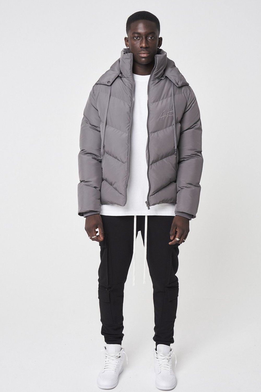 MENS-ESSENTIALS-SIGNATURE-PUFFER-COAT-CHARCOAL-3_1000x-2.jpg