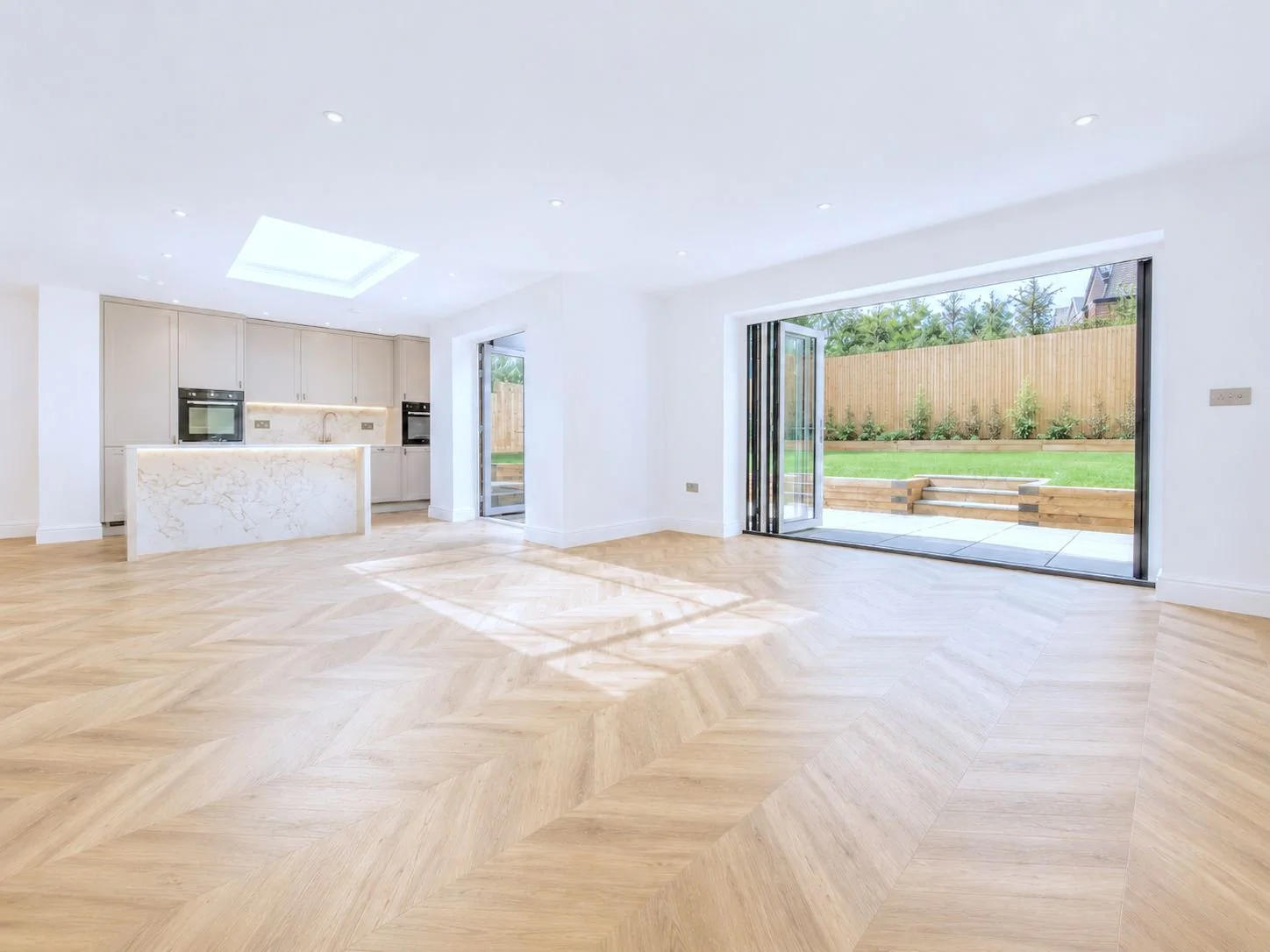 Kitchen Diner BiFolds.jpg