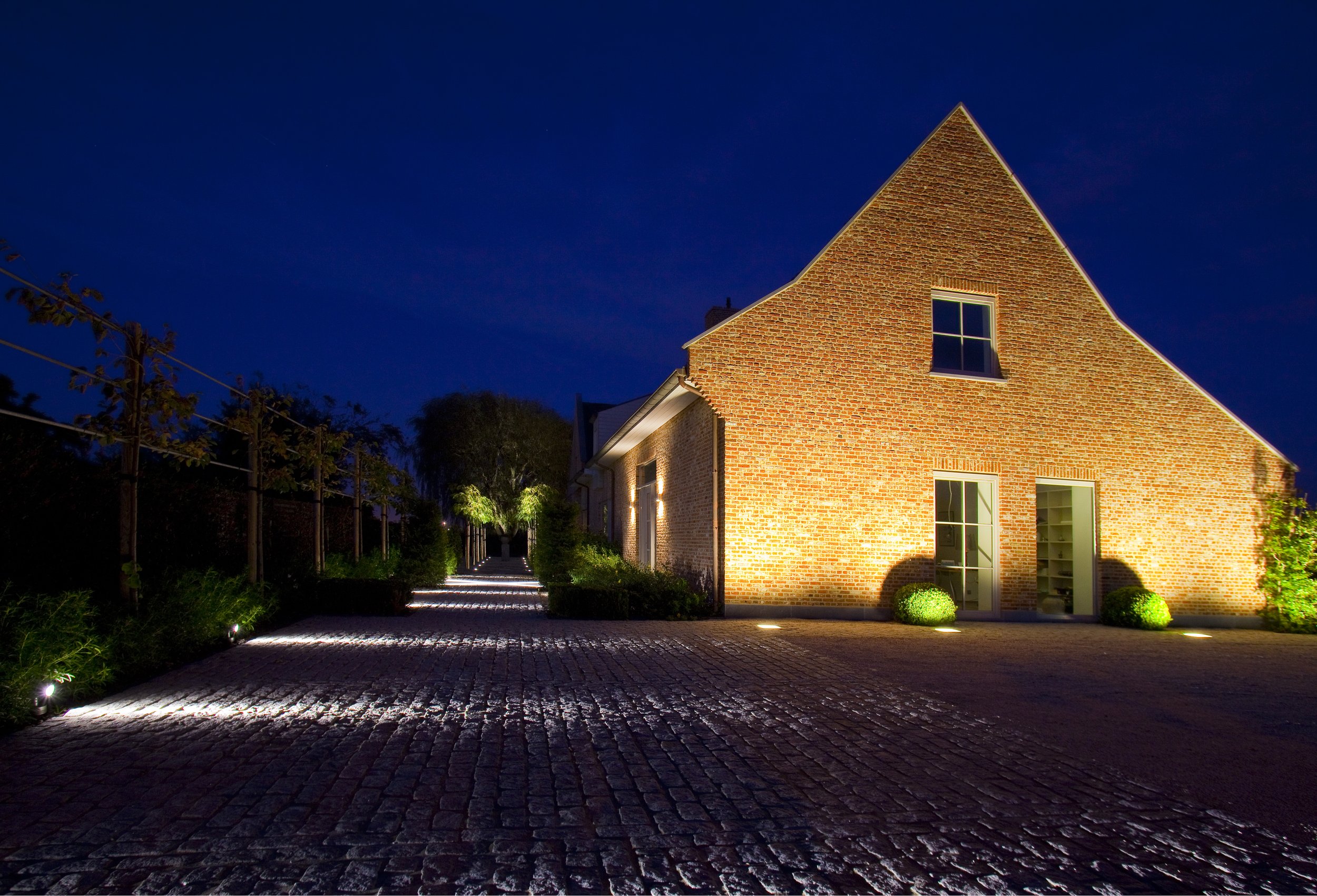 SPECTRUM_LIGHT_PROJECT_DP_TUIN LIGHTING (7).jpg