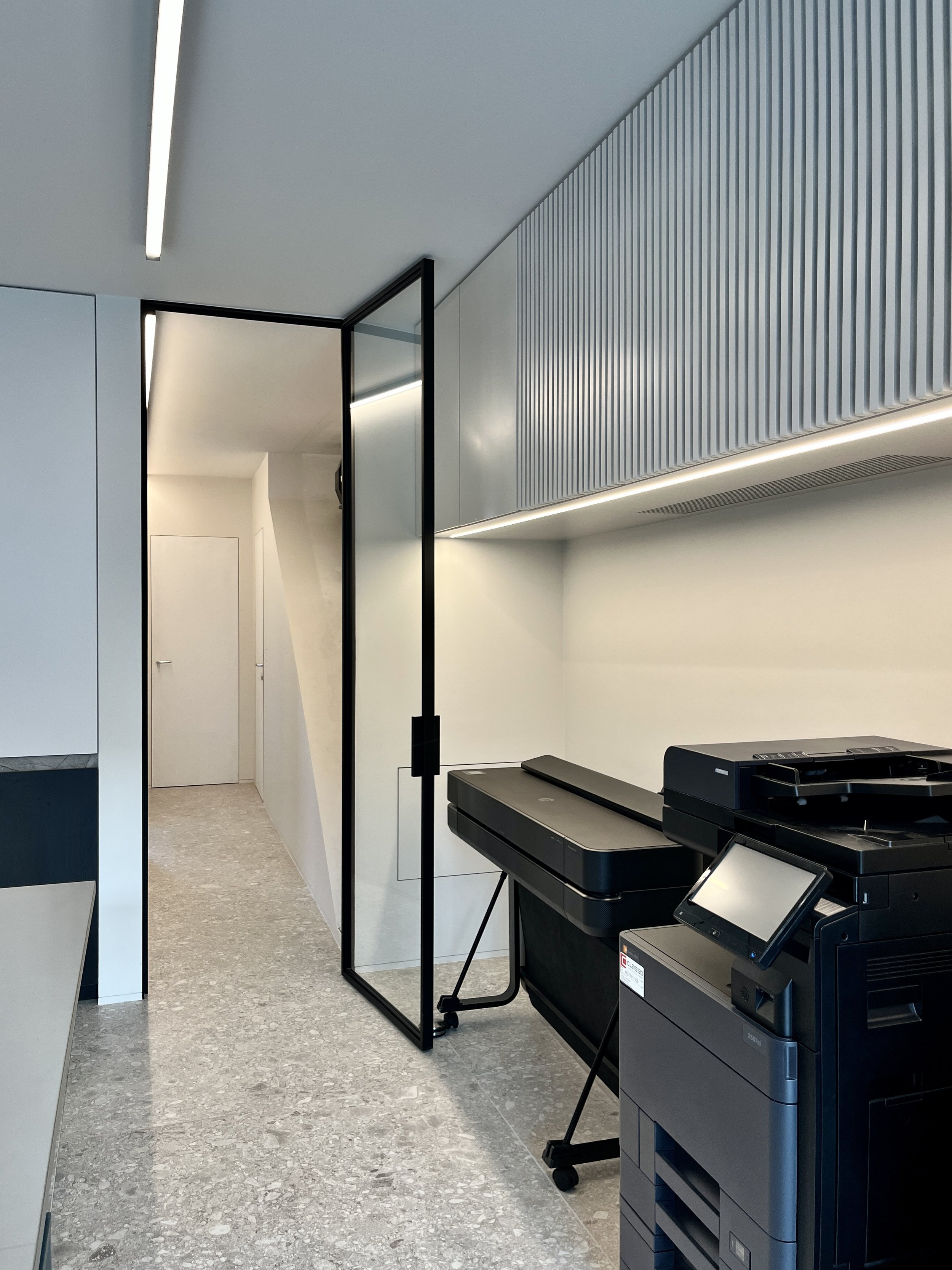 SPECTRUM_Project-LDJ_Light_Office (3).jpeg