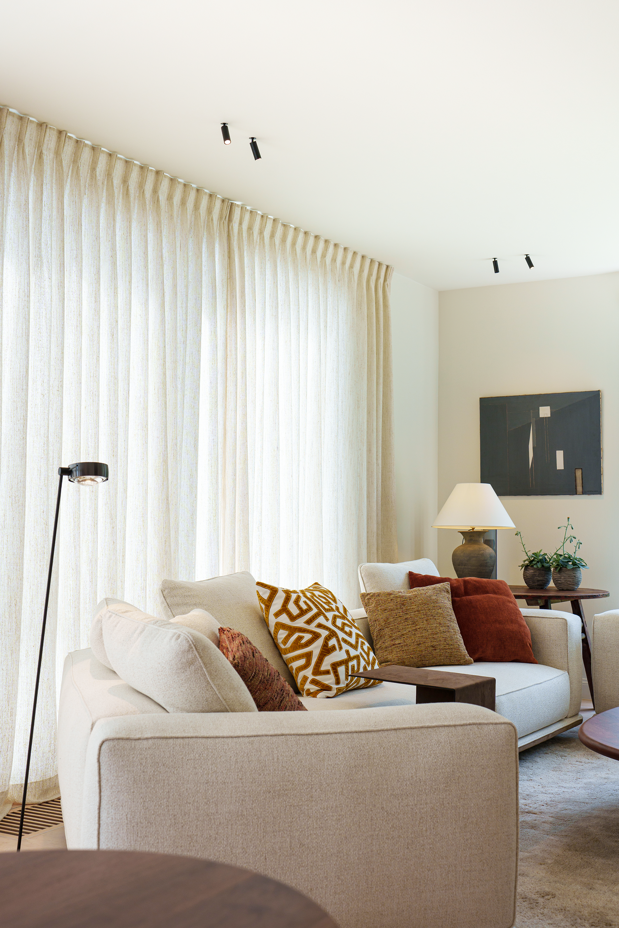 SPECTRUM_Project-J-Living_Light (4).png