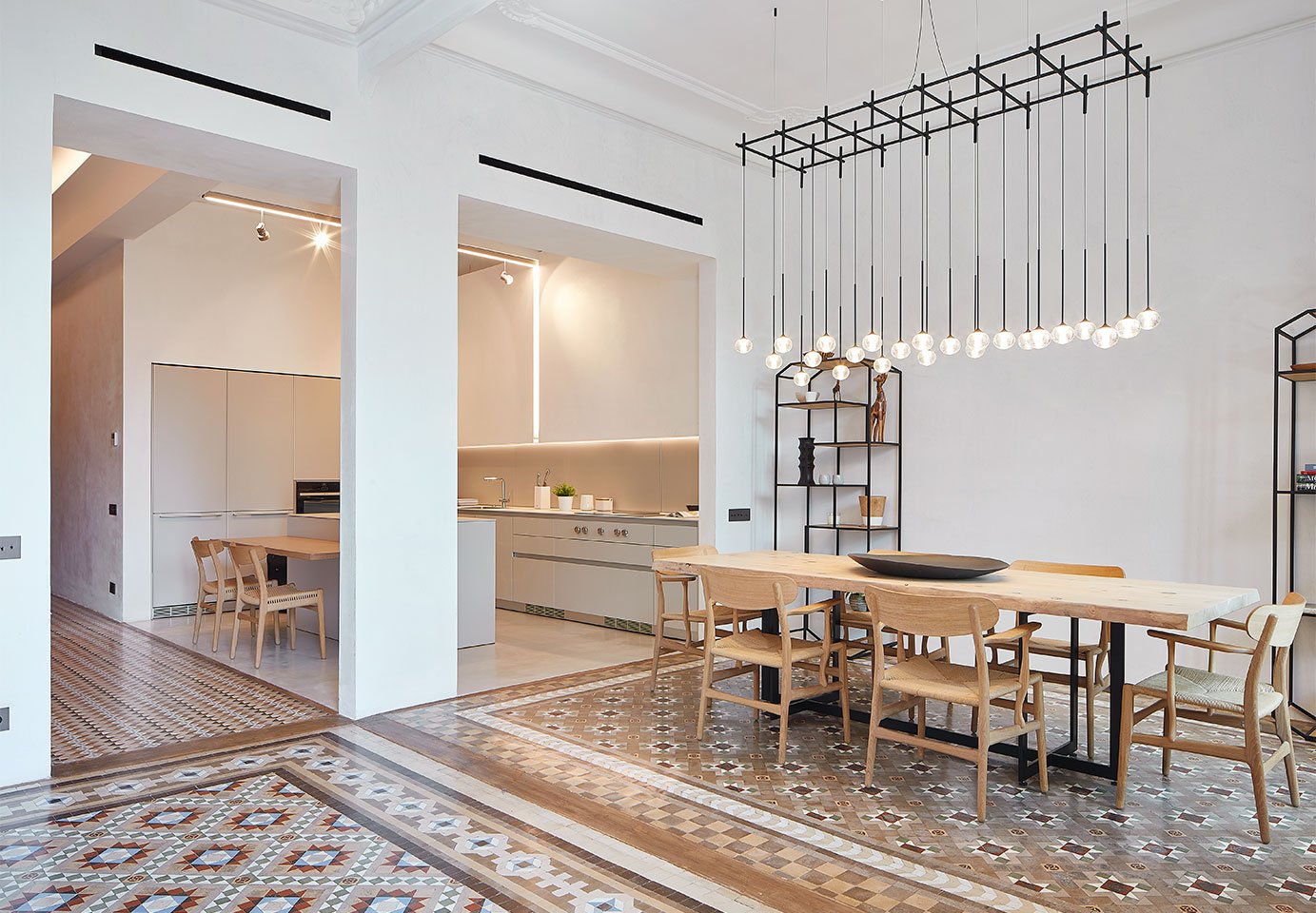 vibia-the-edit-lighting-to-brighten-barcelona-space-algorithm2.jpg
