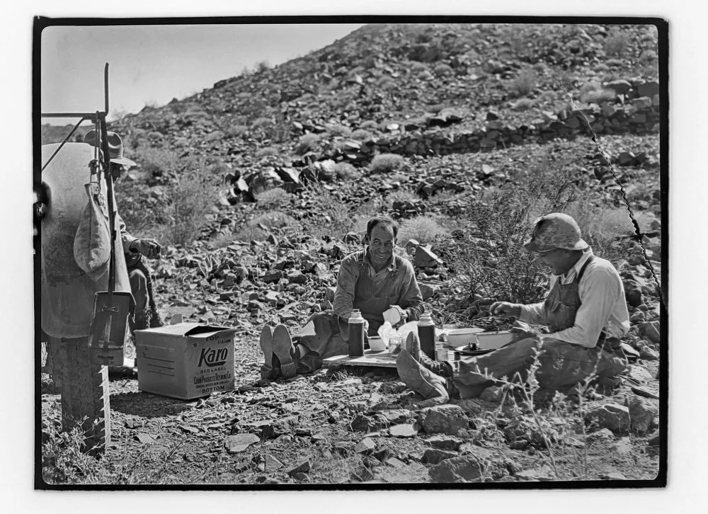 Reconditionomg at the Moose ~ 1931  (love the Karo syrup box)