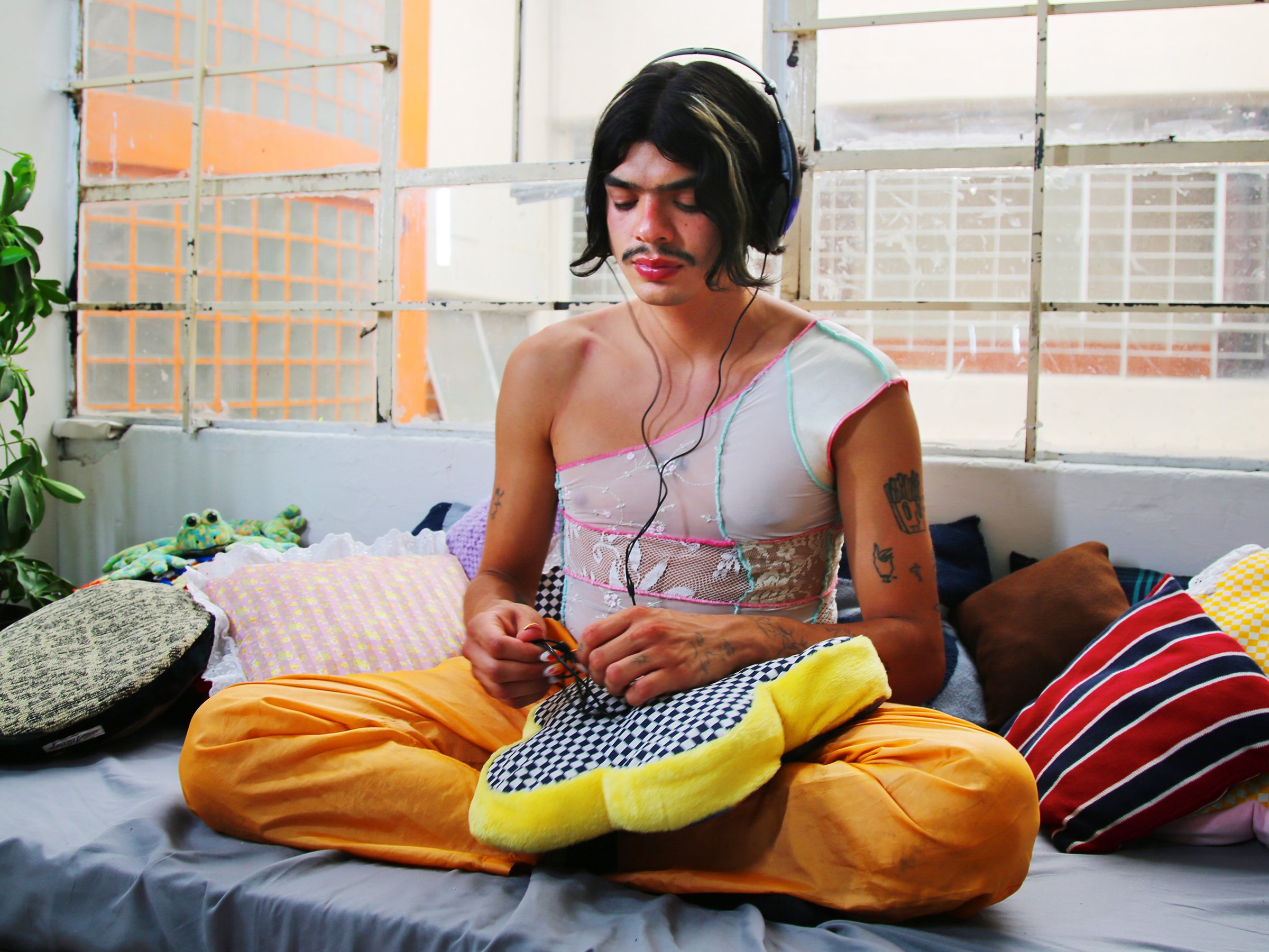 Listeners_2400x1800_C.jpg