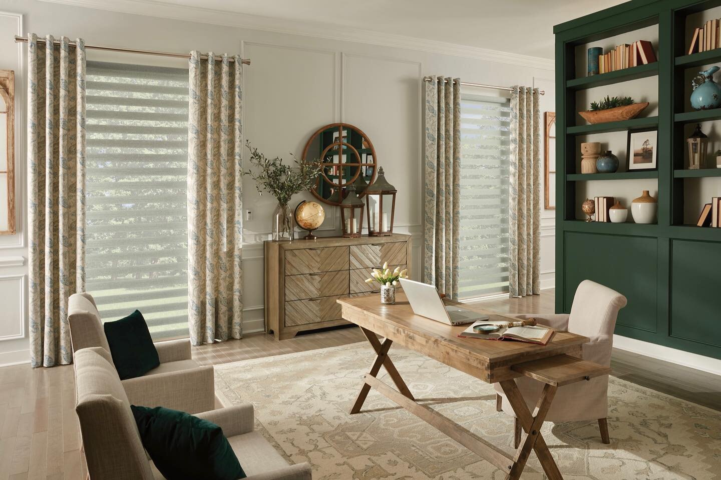 Working from home just got a dreamy upgrade! Picture this: your home office transformed into a dreamy haven with our Bali shades in soothing hues.🏡 🎨 Ready for the grand curtain call? Level up your space with 23% off Bali blinds and shades in our o