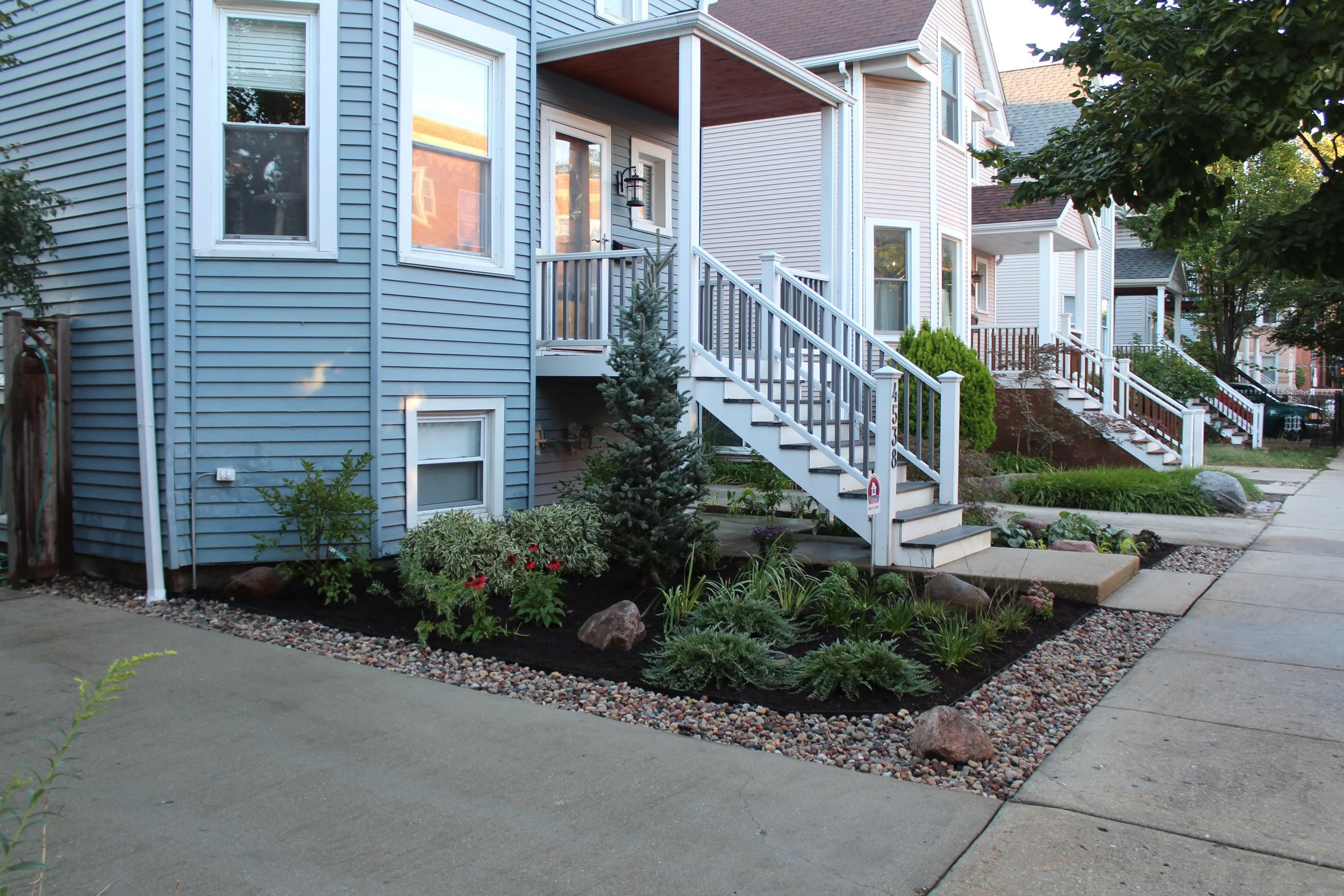 Our projects focus on executing quality hardscape and landscapes, including patios, outdoor fire pits, grilling areas, set walls, landscape lighting, pergolas, and drainage solutions.  We also offer full-service maintenance packages to keep your land