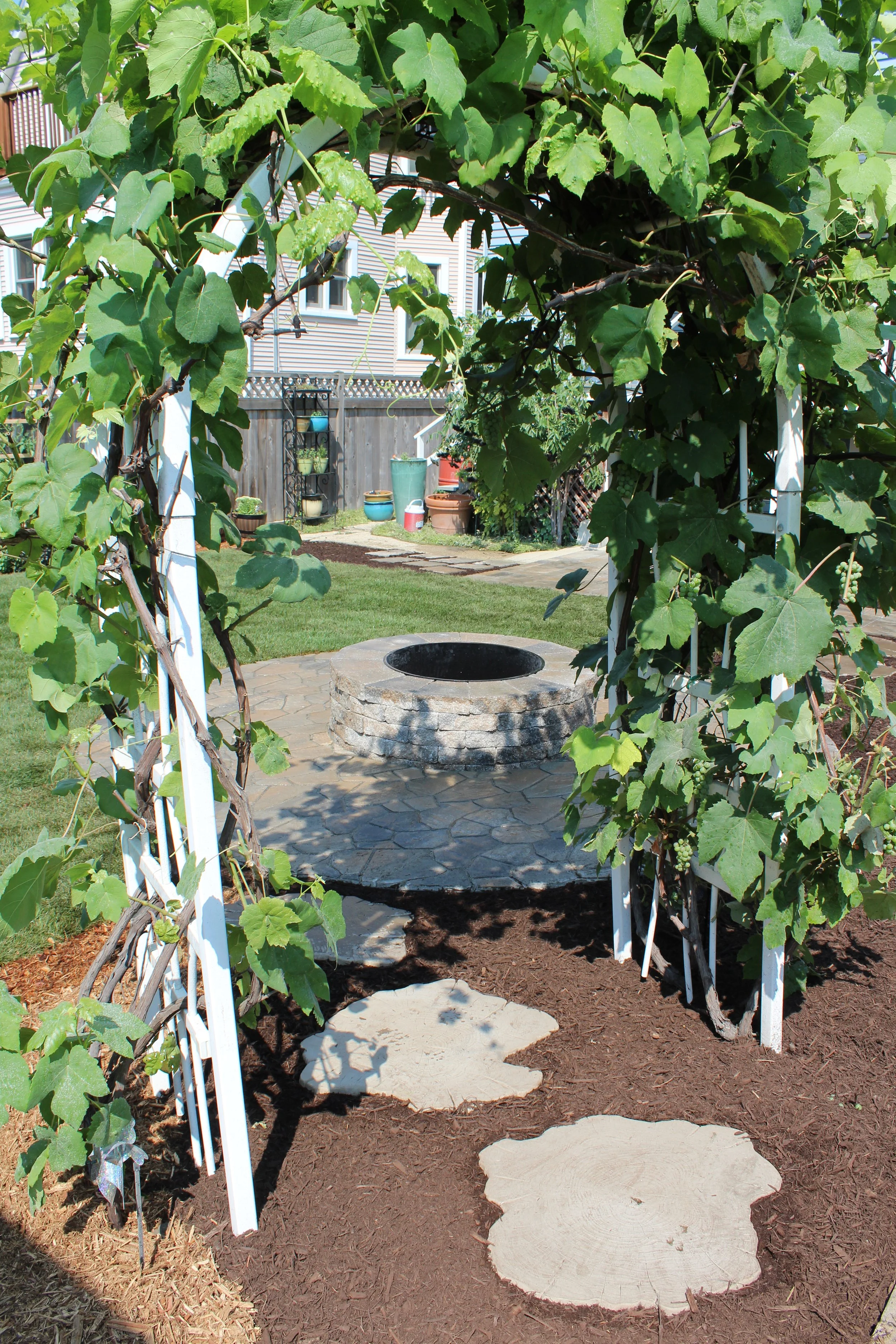 Our projects focus on executing quality hardscape and landscapes, including patios, outdoor fire pits, grilling areas, set walls, landscape lighting, pergolas, and drainage solutions.  We also offer full-service maintenance packages to keep your land