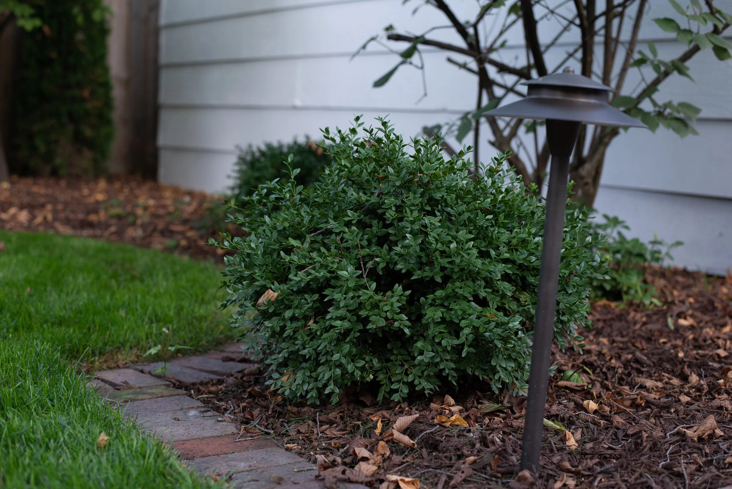 Our projects focus on executing quality hardscape and landscapes, including patios, outdoor fire pits, grilling areas, set walls, landscape lighting, pergolas, and drainage solutions.  We also offer full-service maintenance packages to keep your land