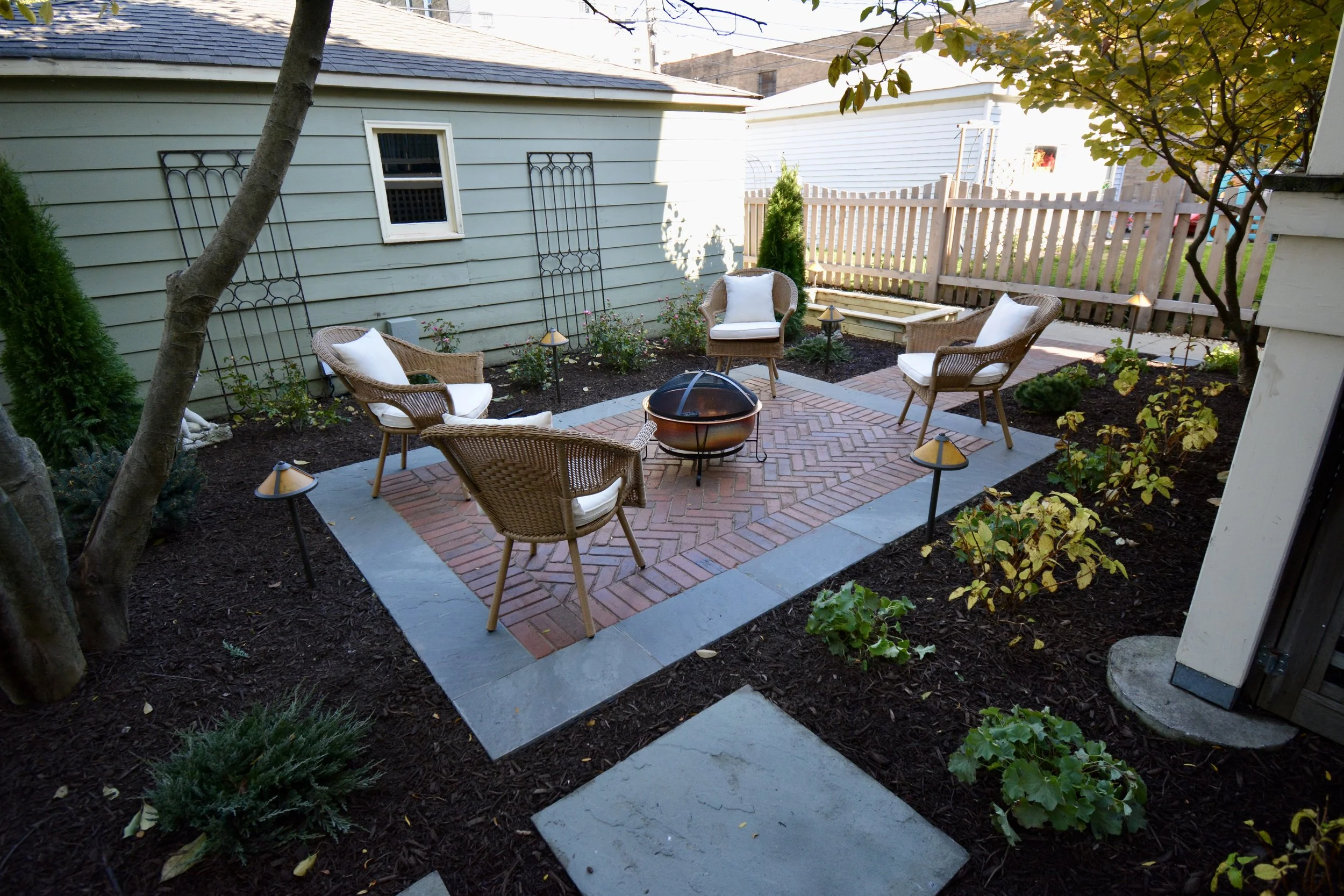 Our projects focus on executing quality hardscape and landscapes, including patios, outdoor fire pits, grilling areas, set walls, landscape lighting, pergolas, and drainage solutions.  We also offer full-service maintenance packages to keep your land