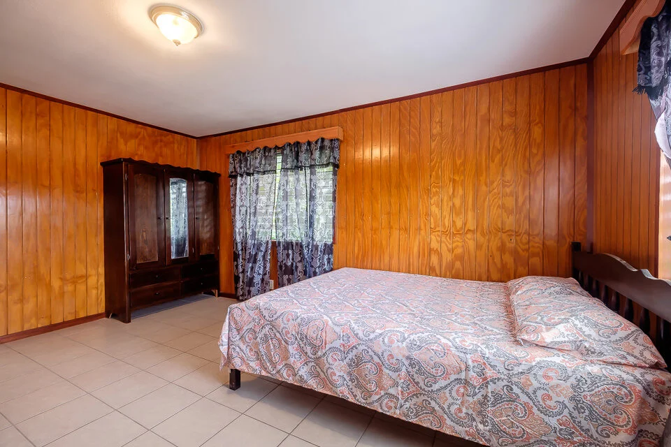LGHT3607-HDR.jpg