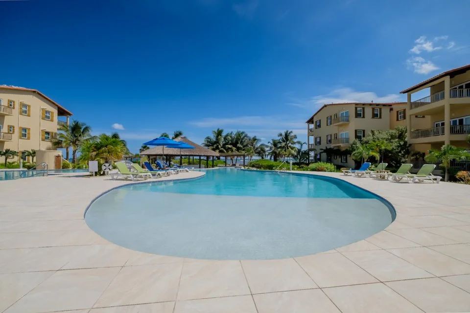 Residences at Barrier Reef - 5B - October_2025 - LIGH5323-HDR.jpg