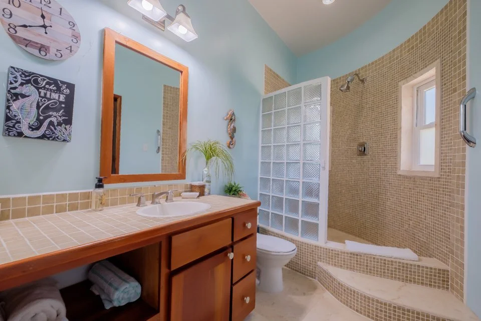 Residences at Barrier Reef - 5B - October_2025 - LIGH5179-HDR.jpg