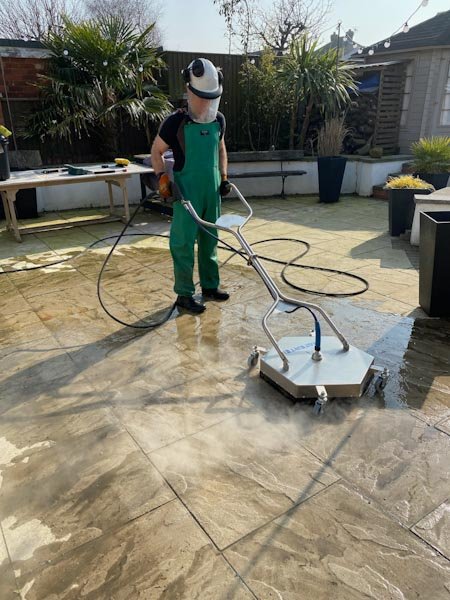 Driveway and patio cleaning Grimsby and Cleethorpes