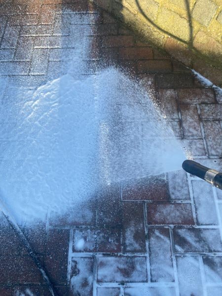 Softwashing-Grimsby-Cleethorpes